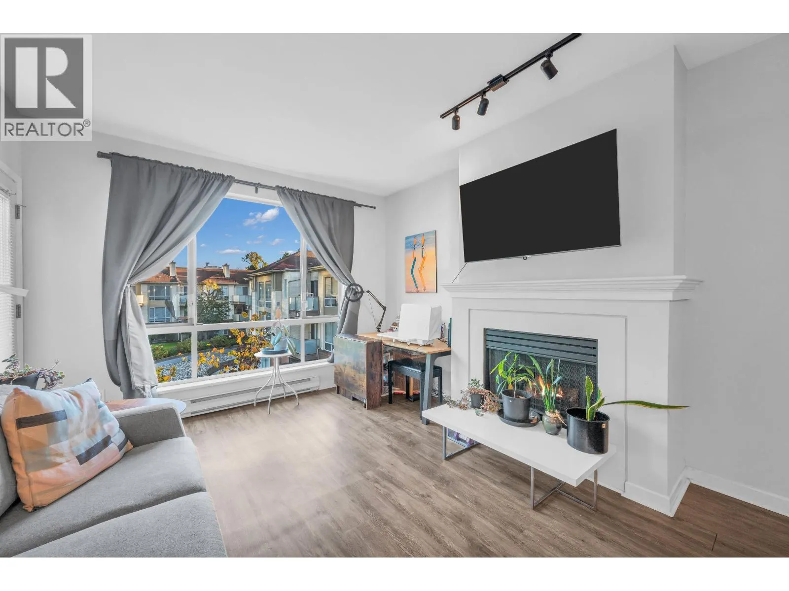 413 6742 STATION HILL COURT