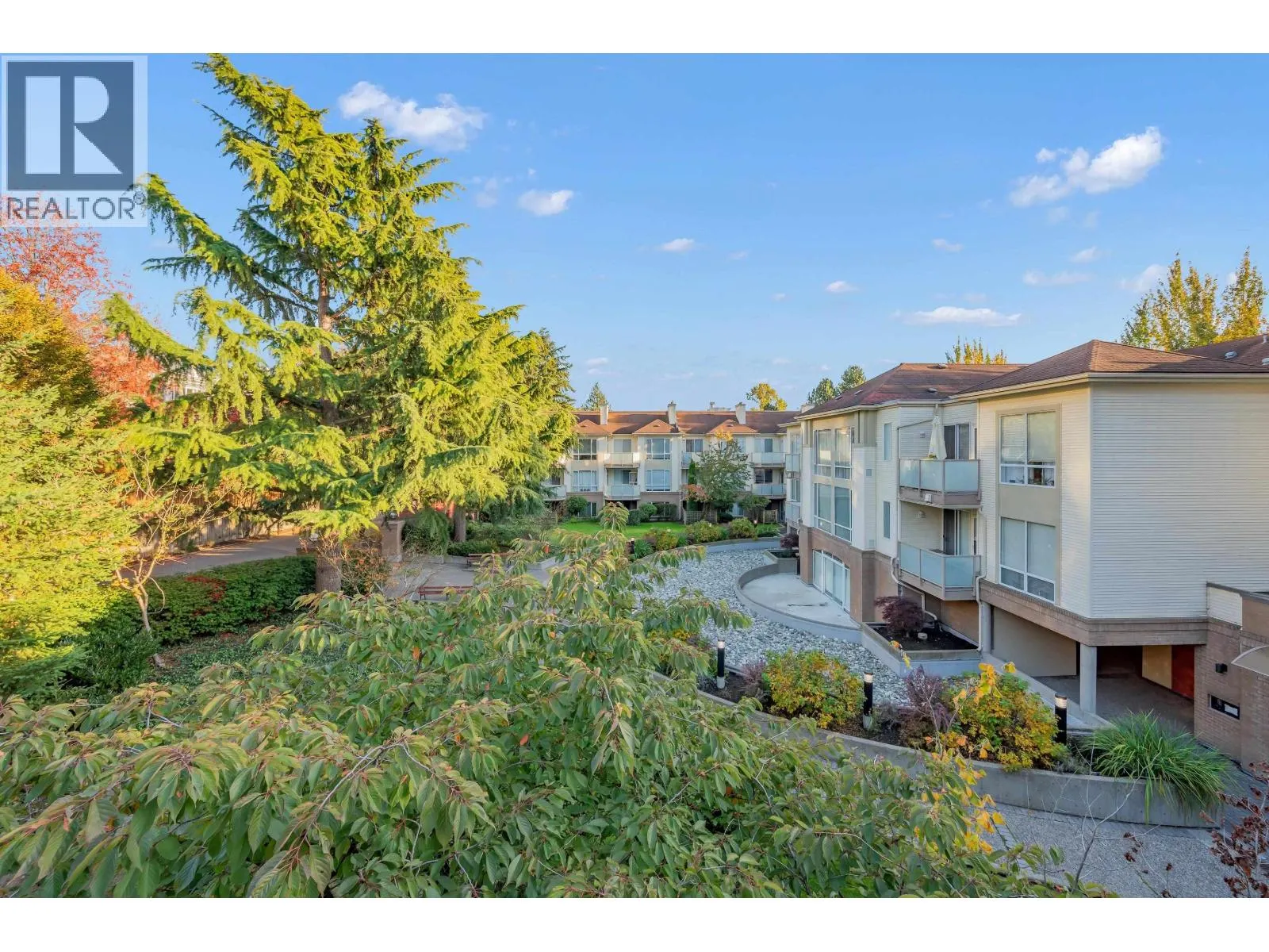 413 6742 STATION HILL COURT