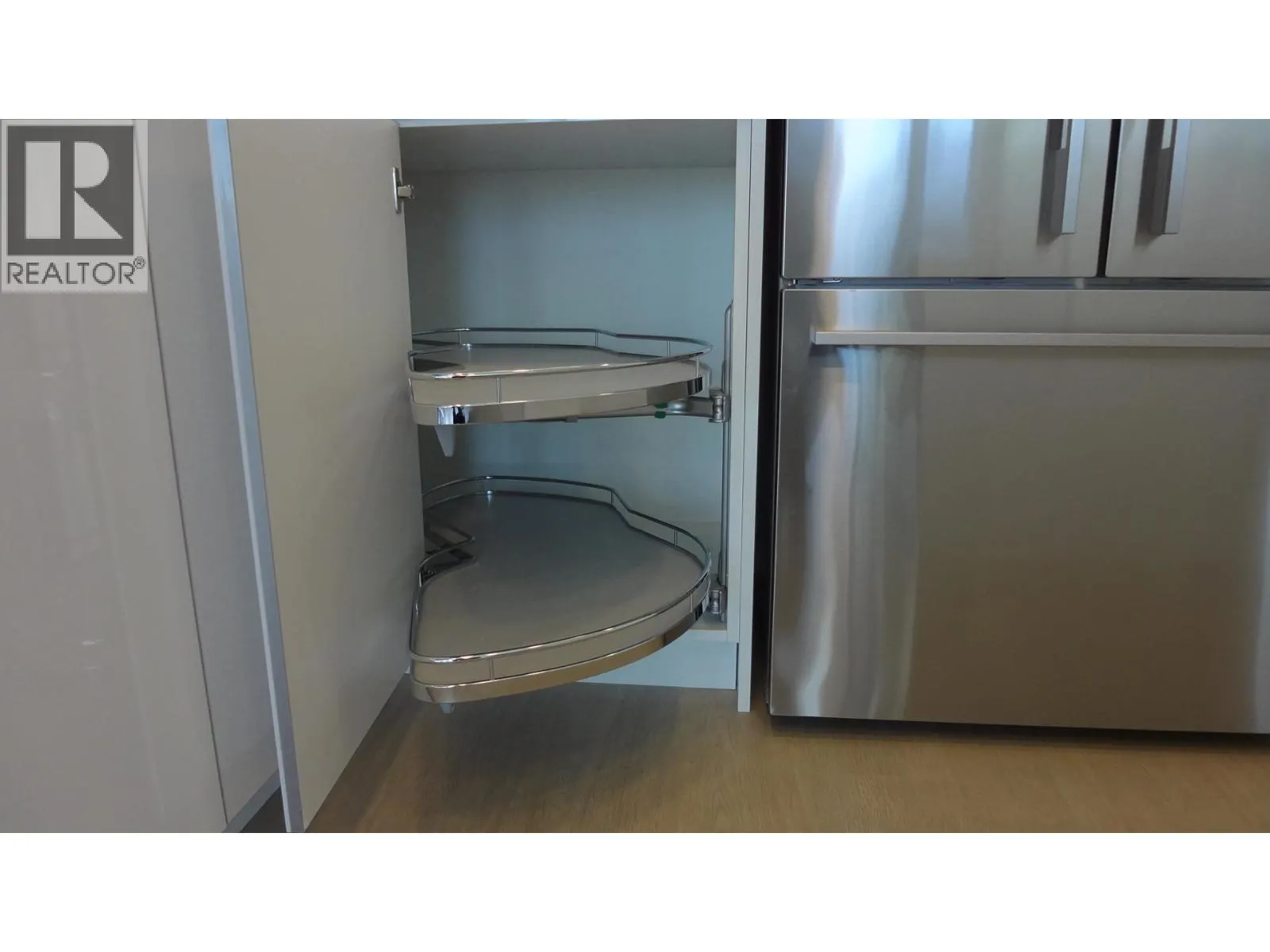 1400 7683 PARK CRESCENT