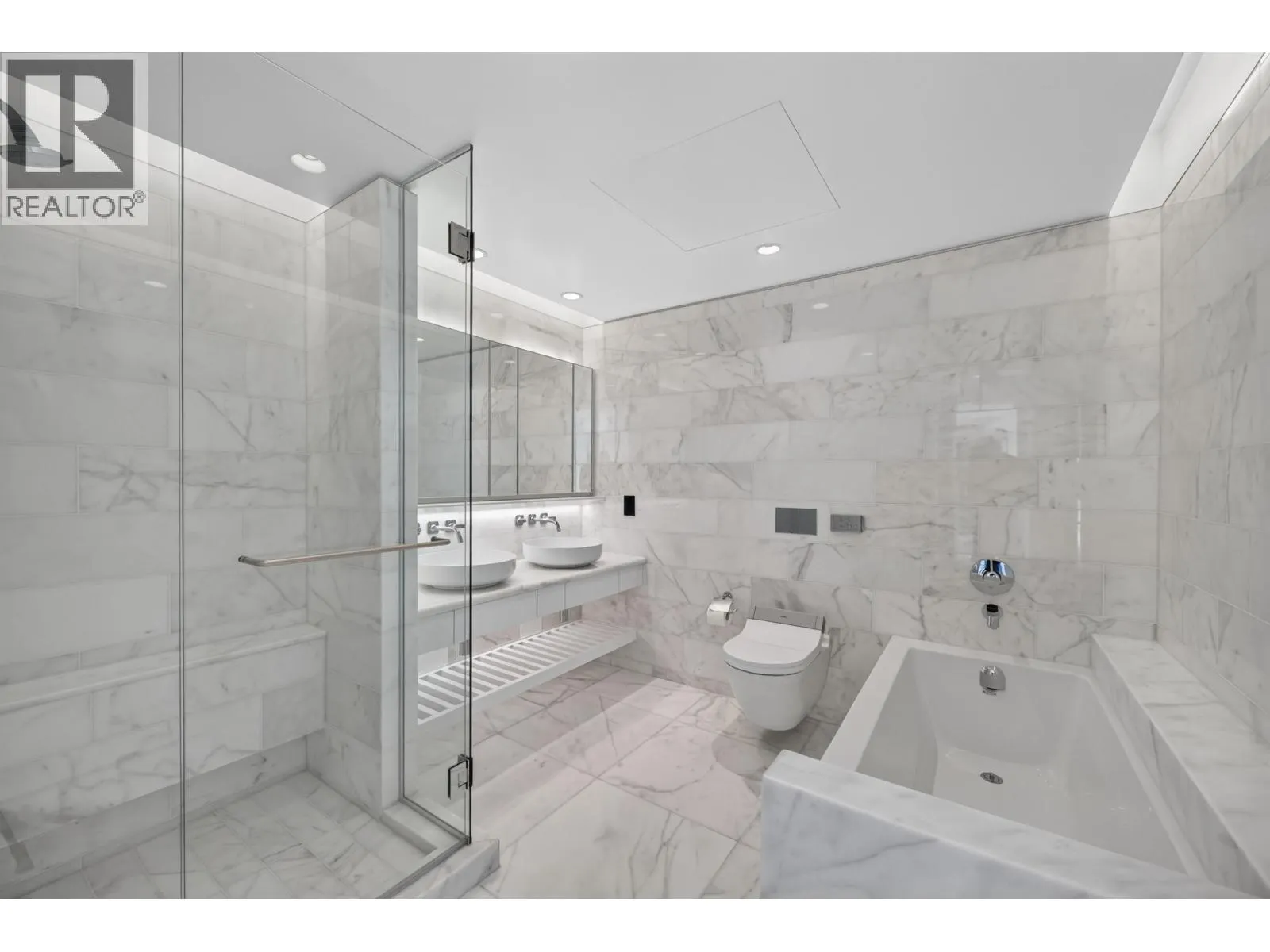 2601 1408 ROBSON STREET