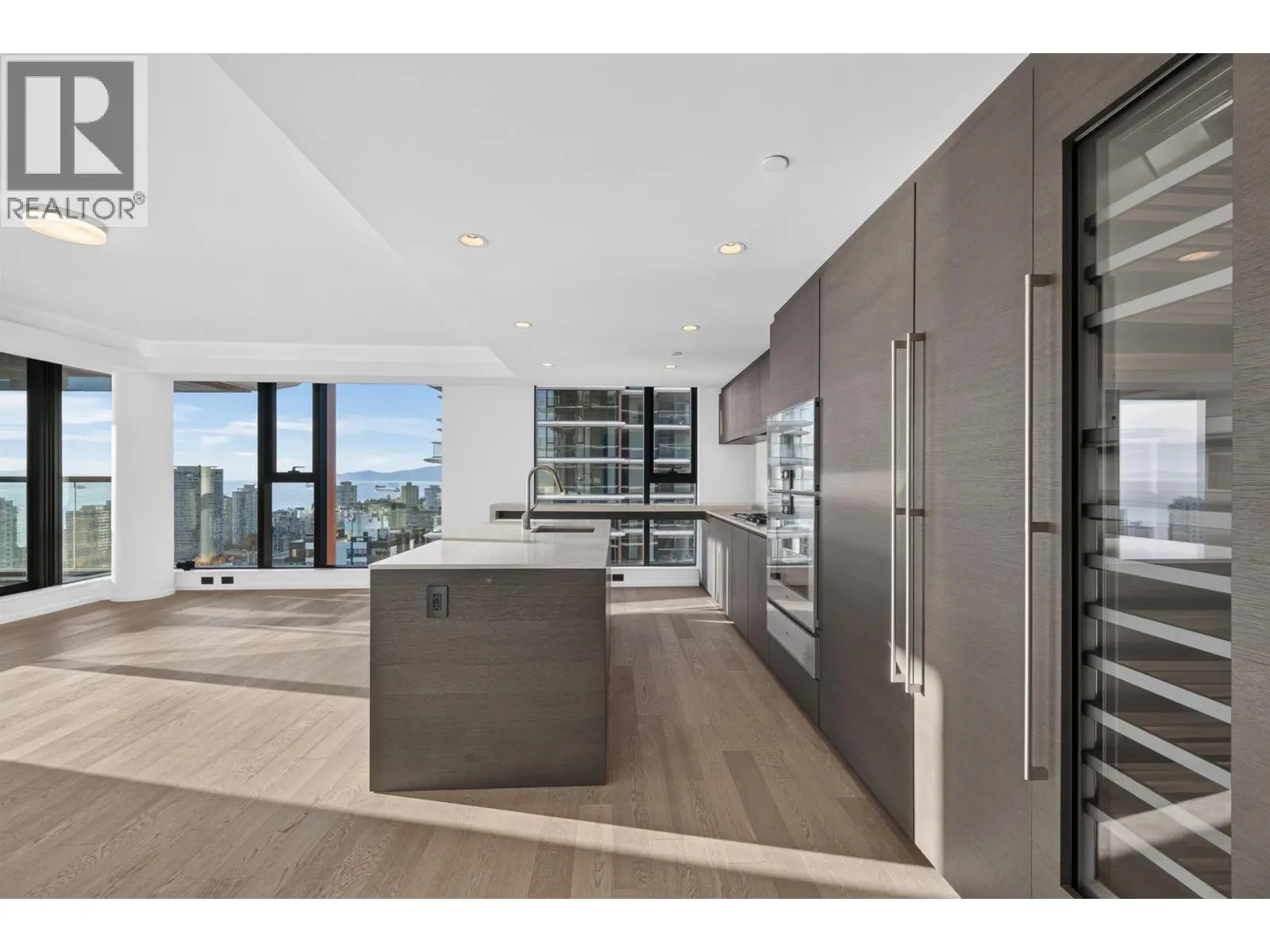 2601 1408 ROBSON STREET
