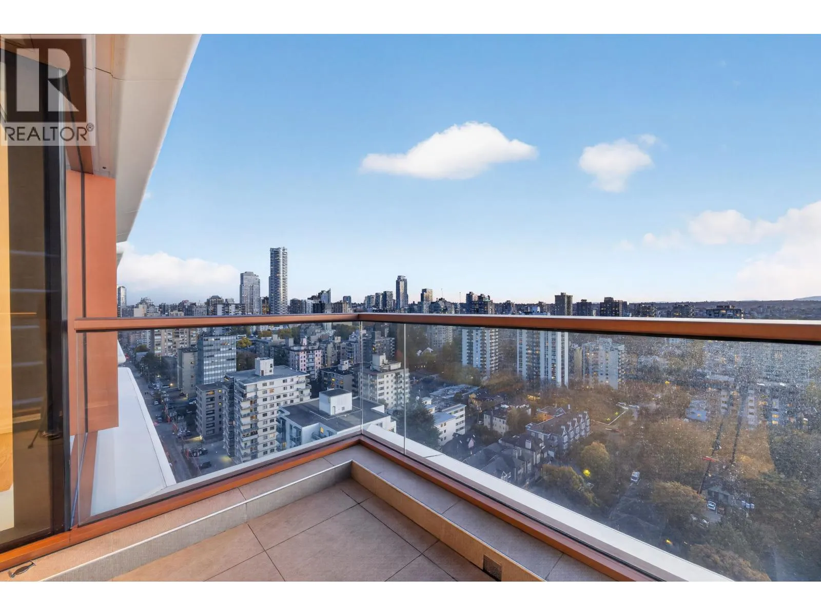 2601 1408 ROBSON STREET
