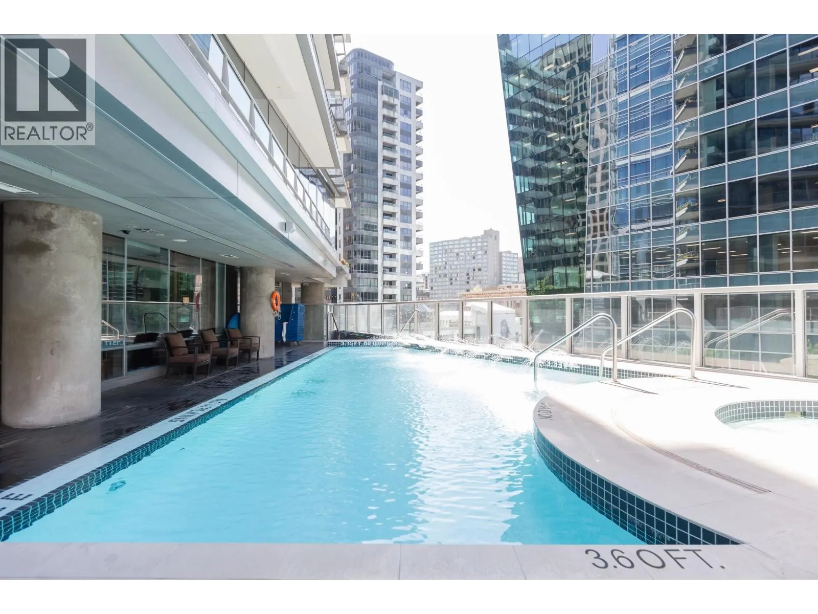 2504 1111 ALBERNI STREET