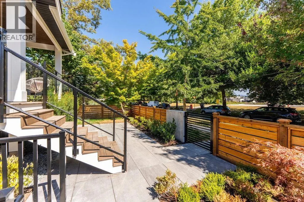 3233 PENTICTON STREET