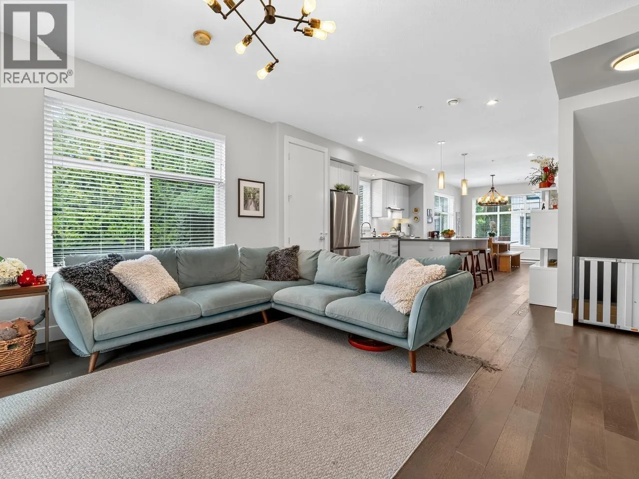 6 5068 SAVILE ROW