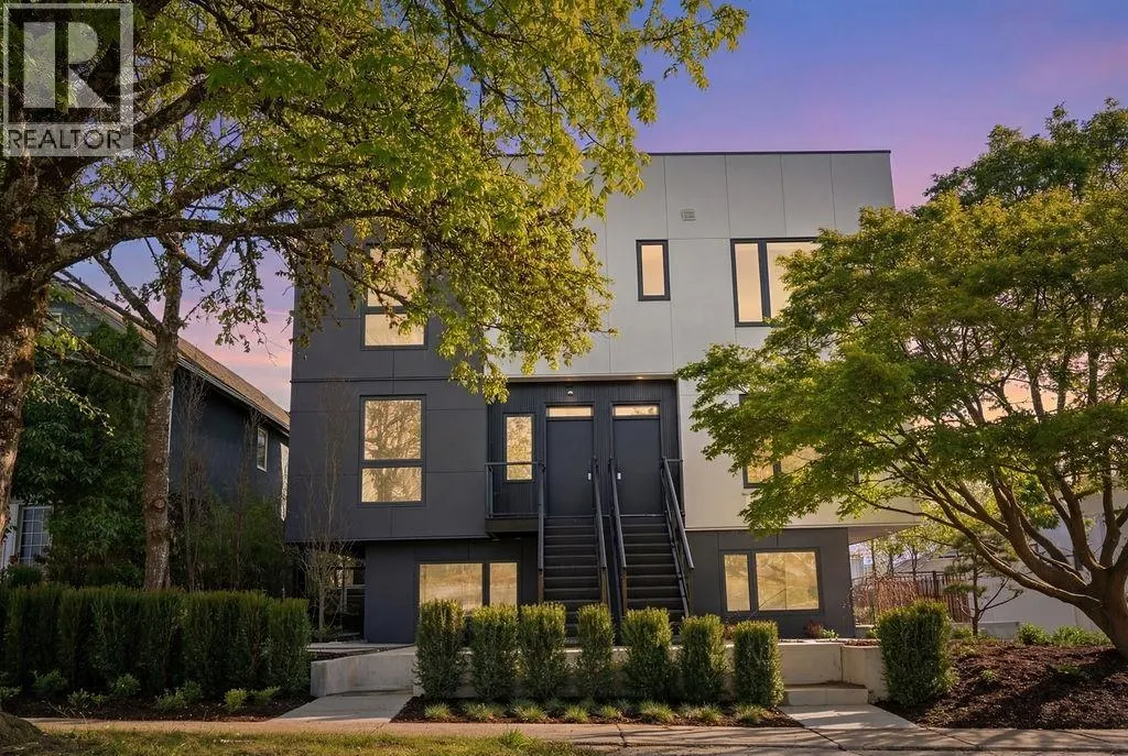 692 W 29TH AVENUE