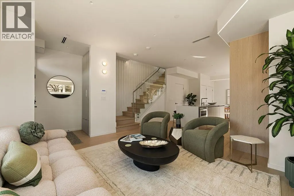 692 W 29TH AVENUE