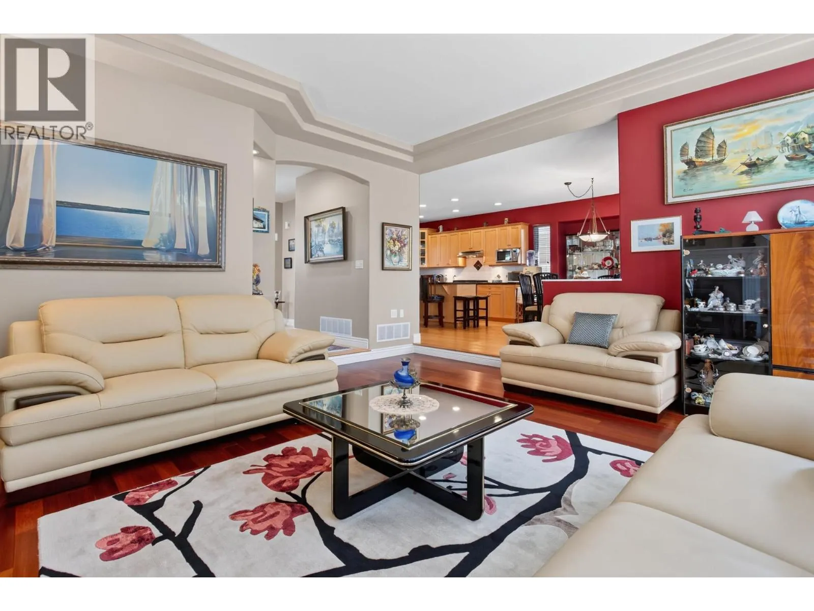 1708 PADDOCK DRIVE