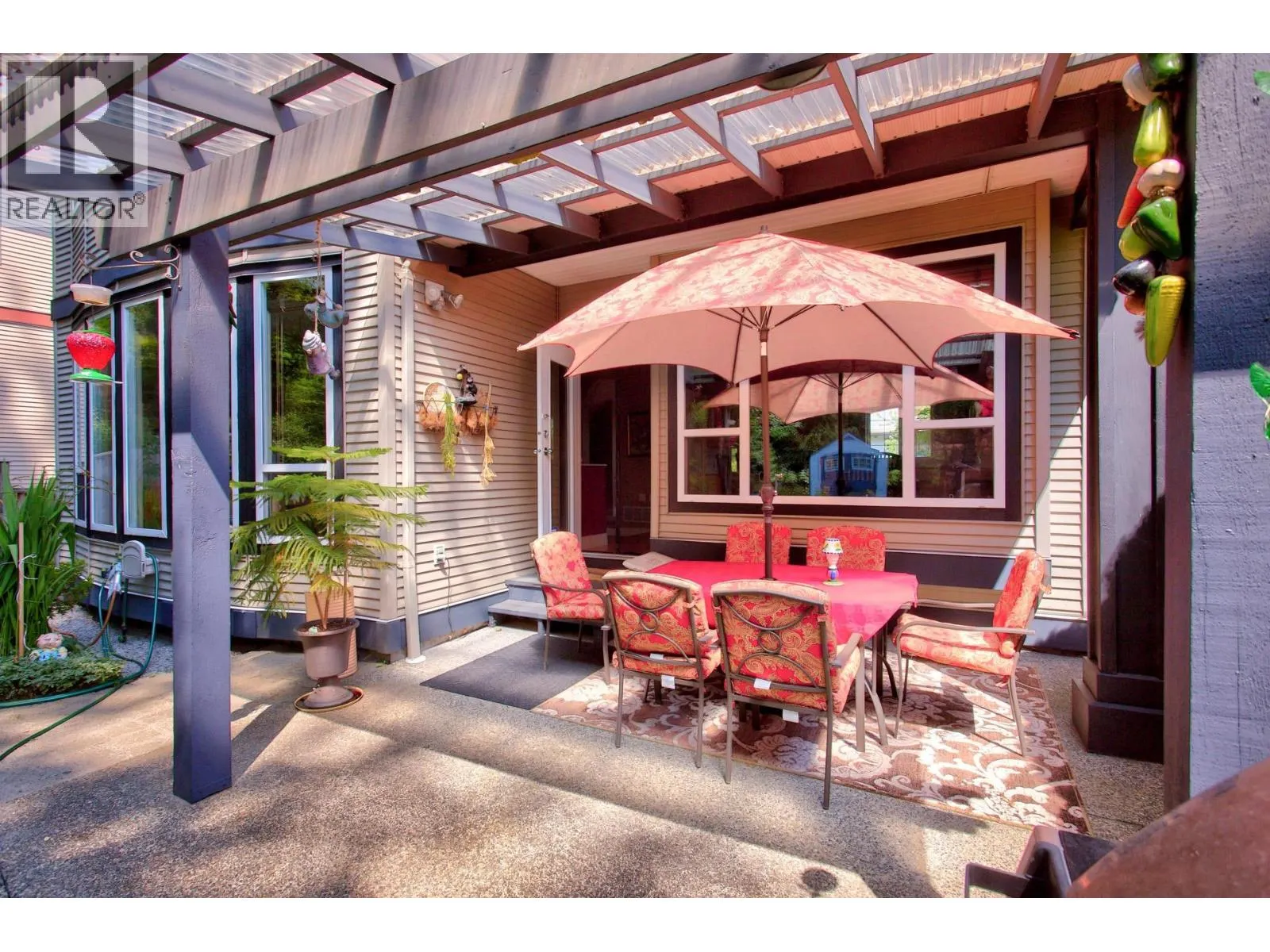 1708 PADDOCK DRIVE