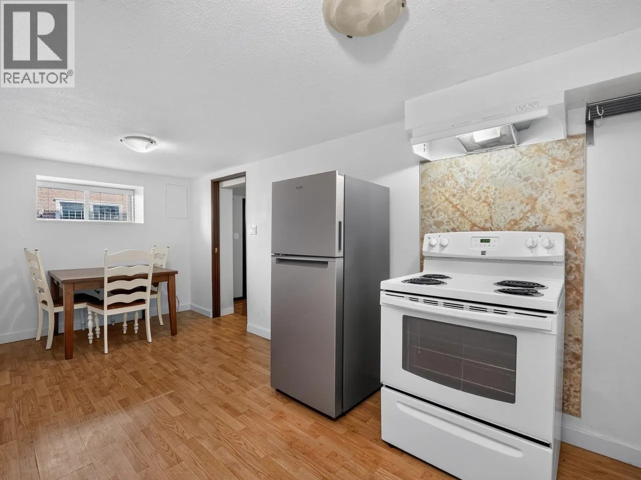 3807 VICTORIA DRIVE