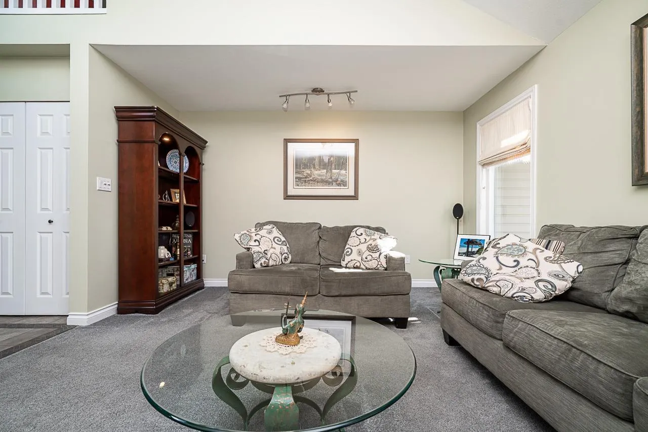 16173 BROOKSIDE GROVE