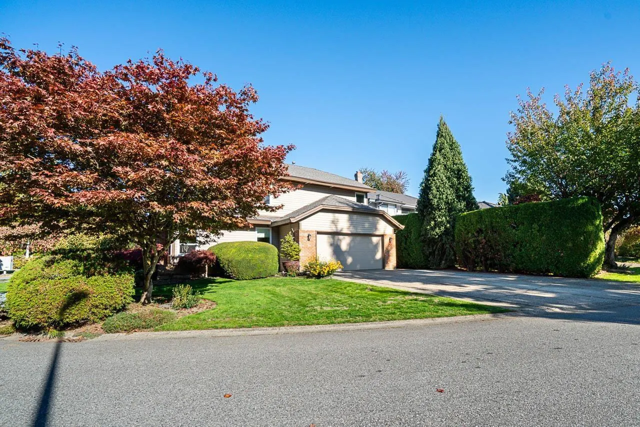 16173 BROOKSIDE GROVE