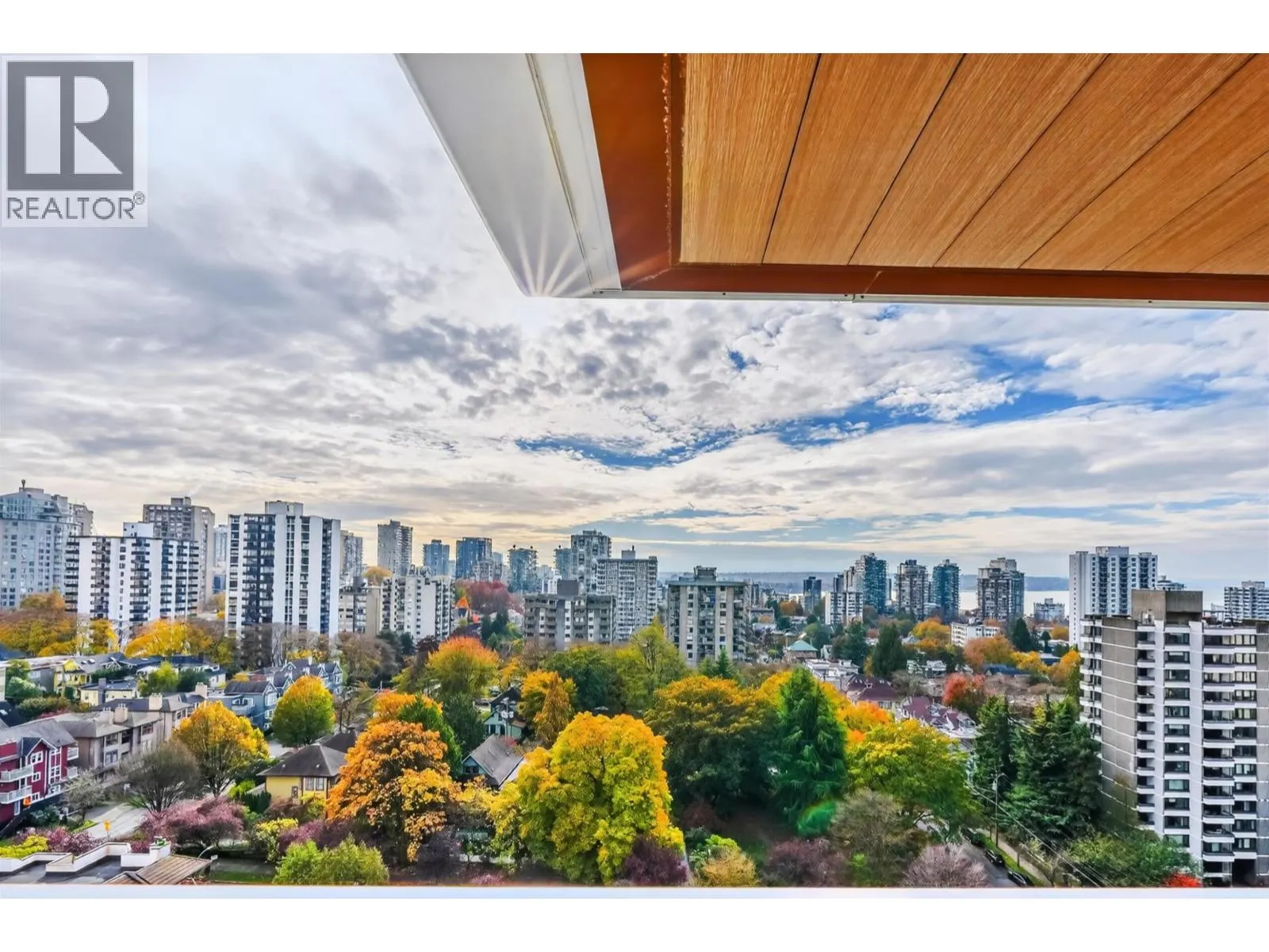 1606 1482 ROBSON STREET