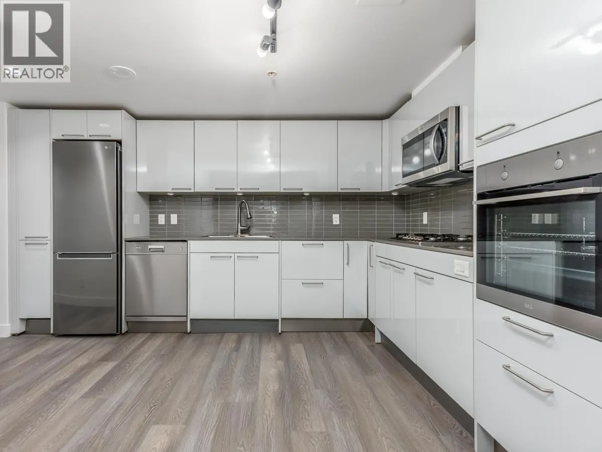 204 128 W CORDOVA STREET