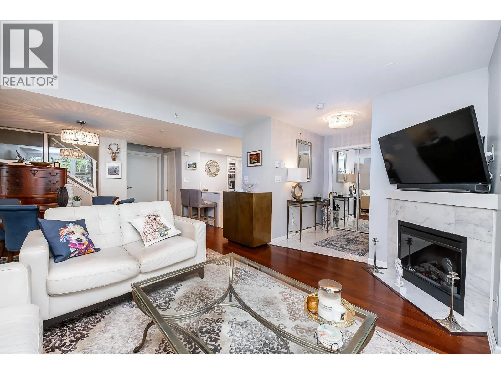 3 290 NEWPORT DRIVE