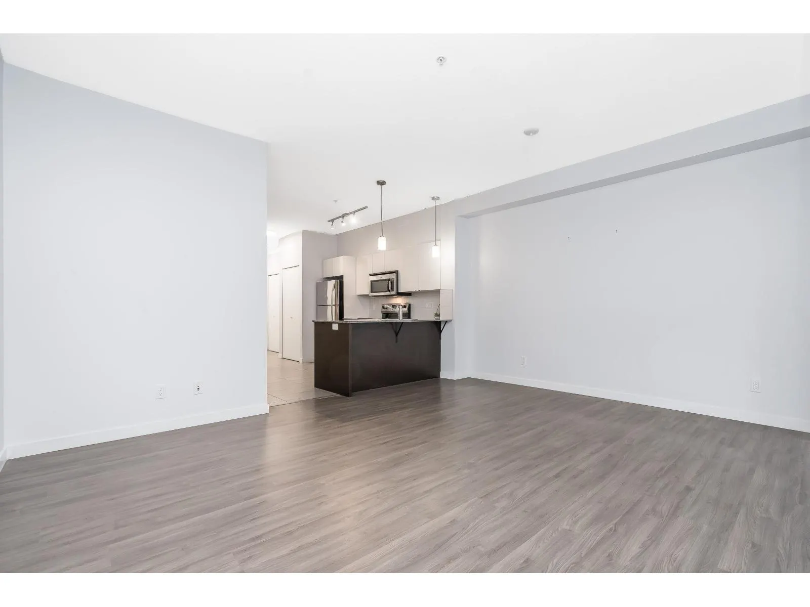 208 13733 107A AVENUE