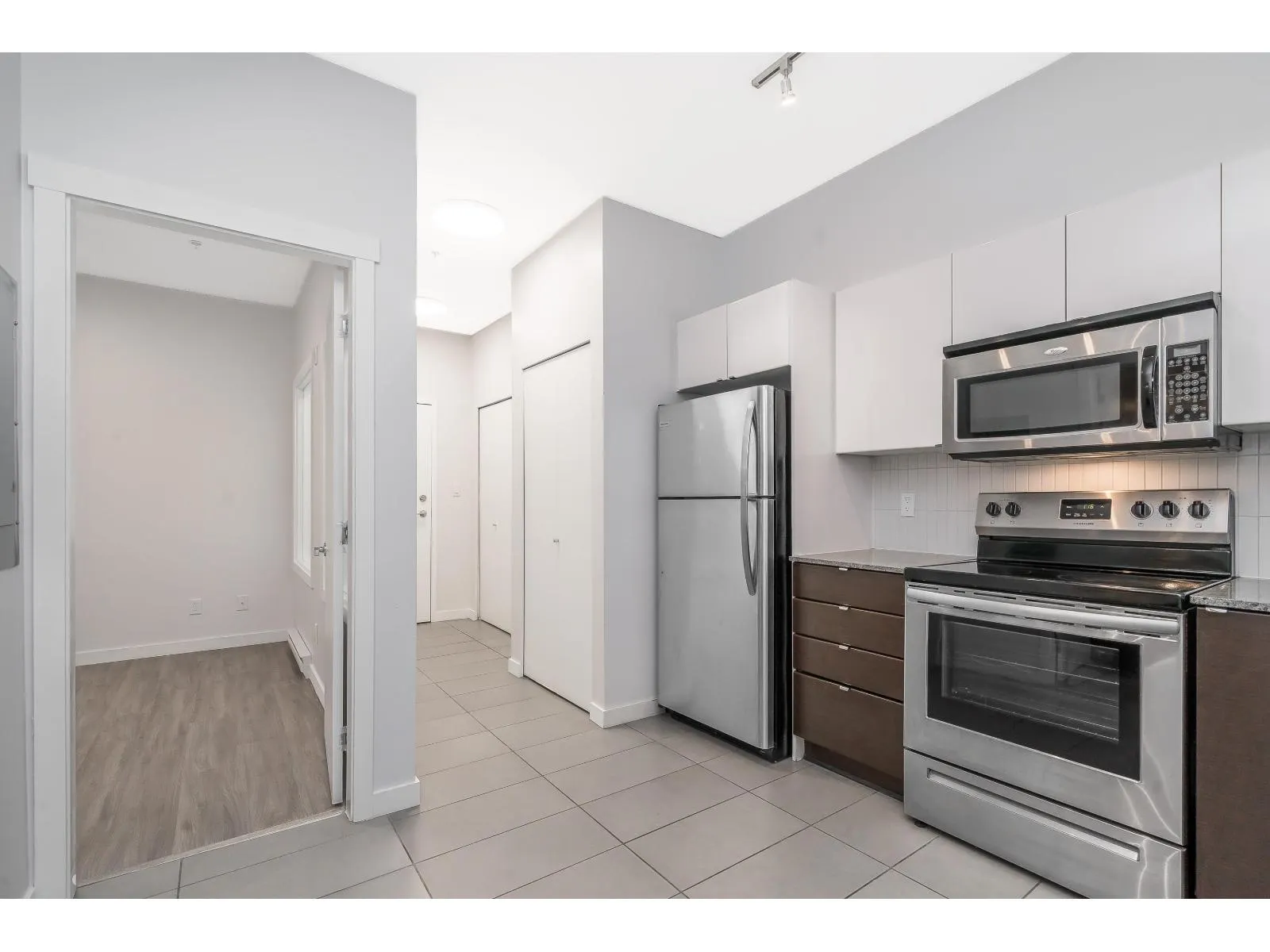 208 13733 107A AVENUE