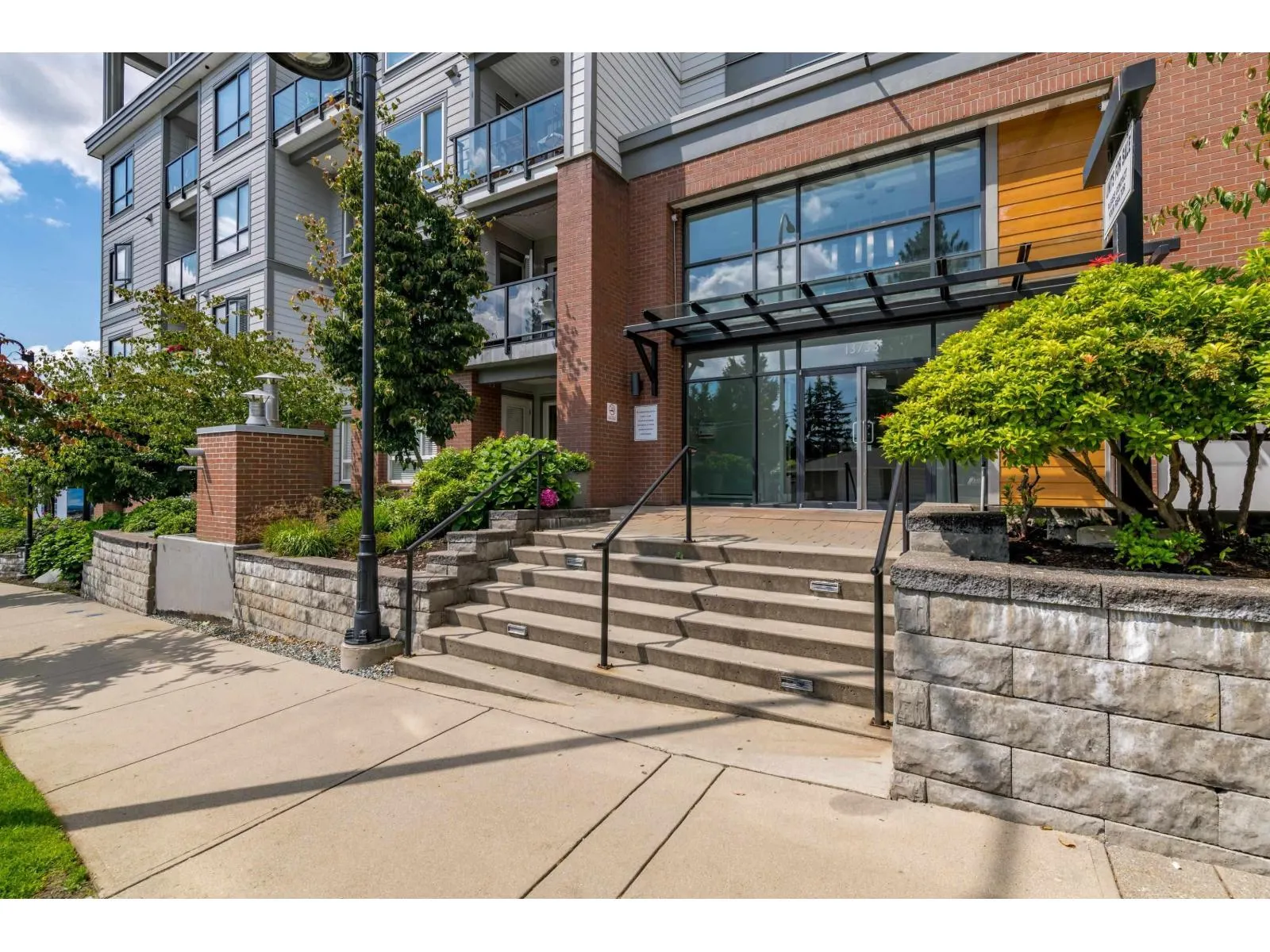 208 13733 107A AVENUE