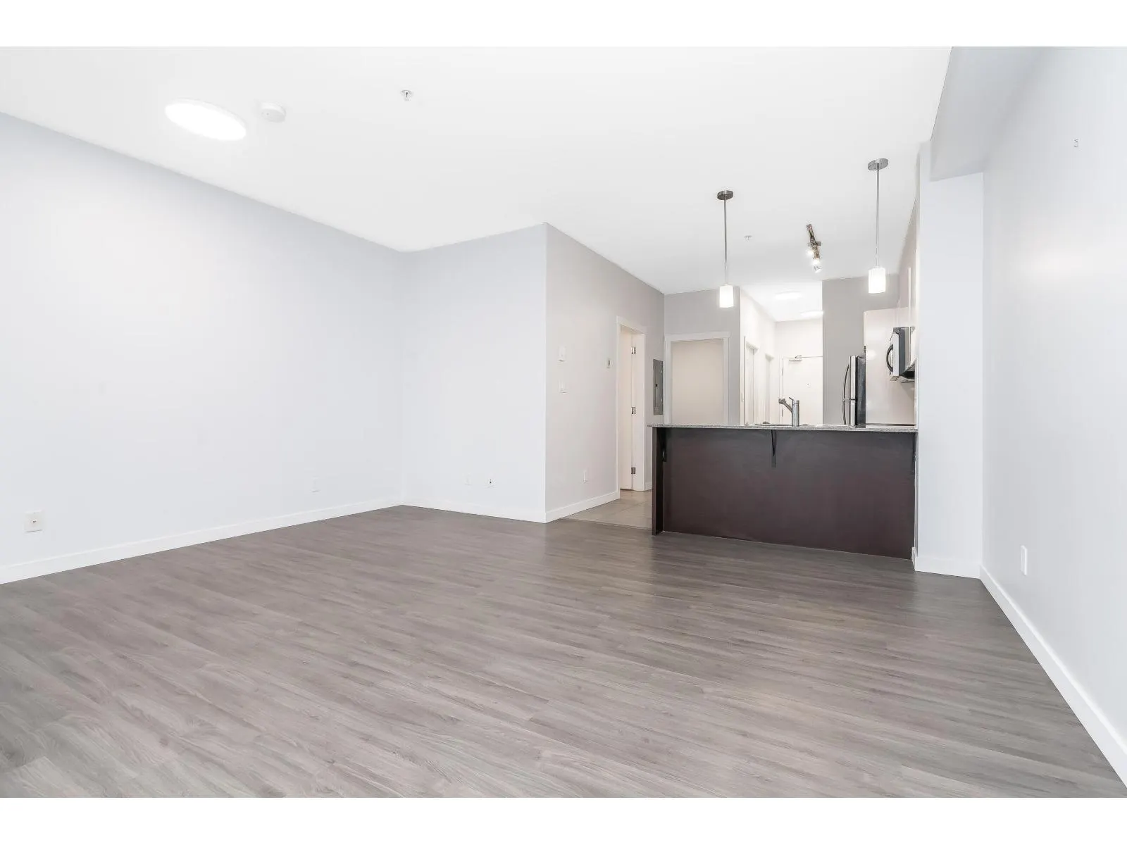 208 13733 107A AVENUE