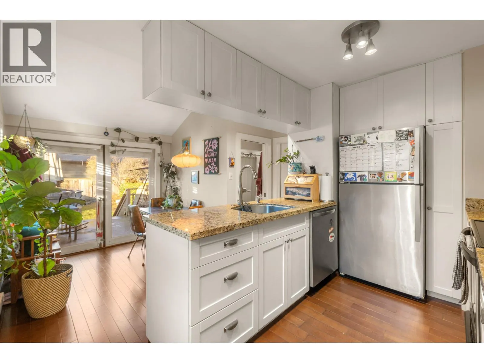 612 E 4TH STREET