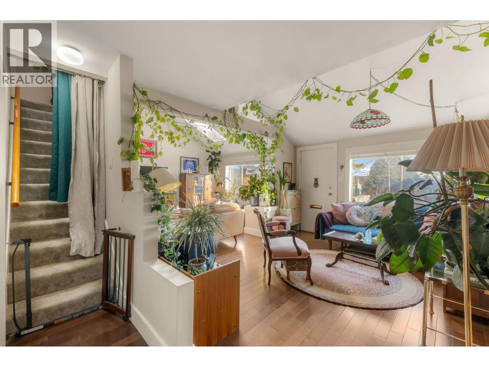 612 E 4TH STREET