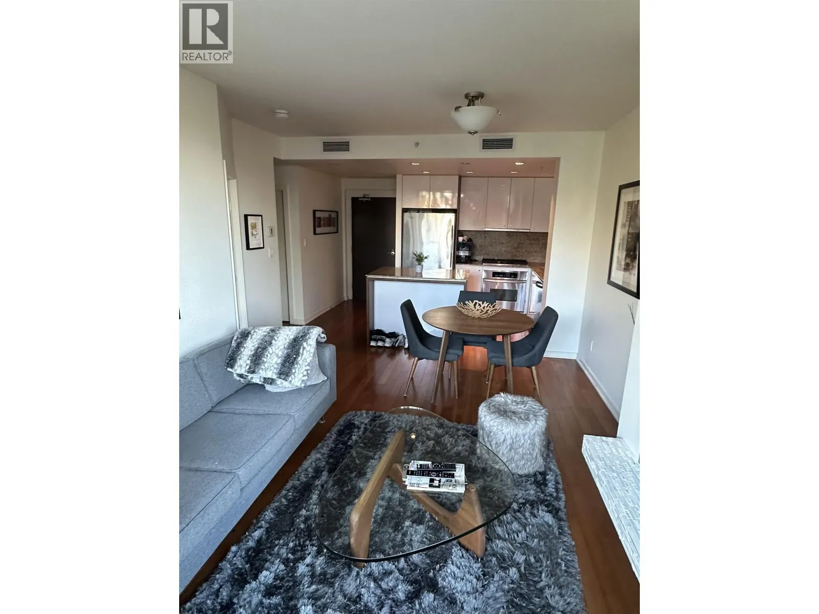 405 1005 BEACH AVENUE