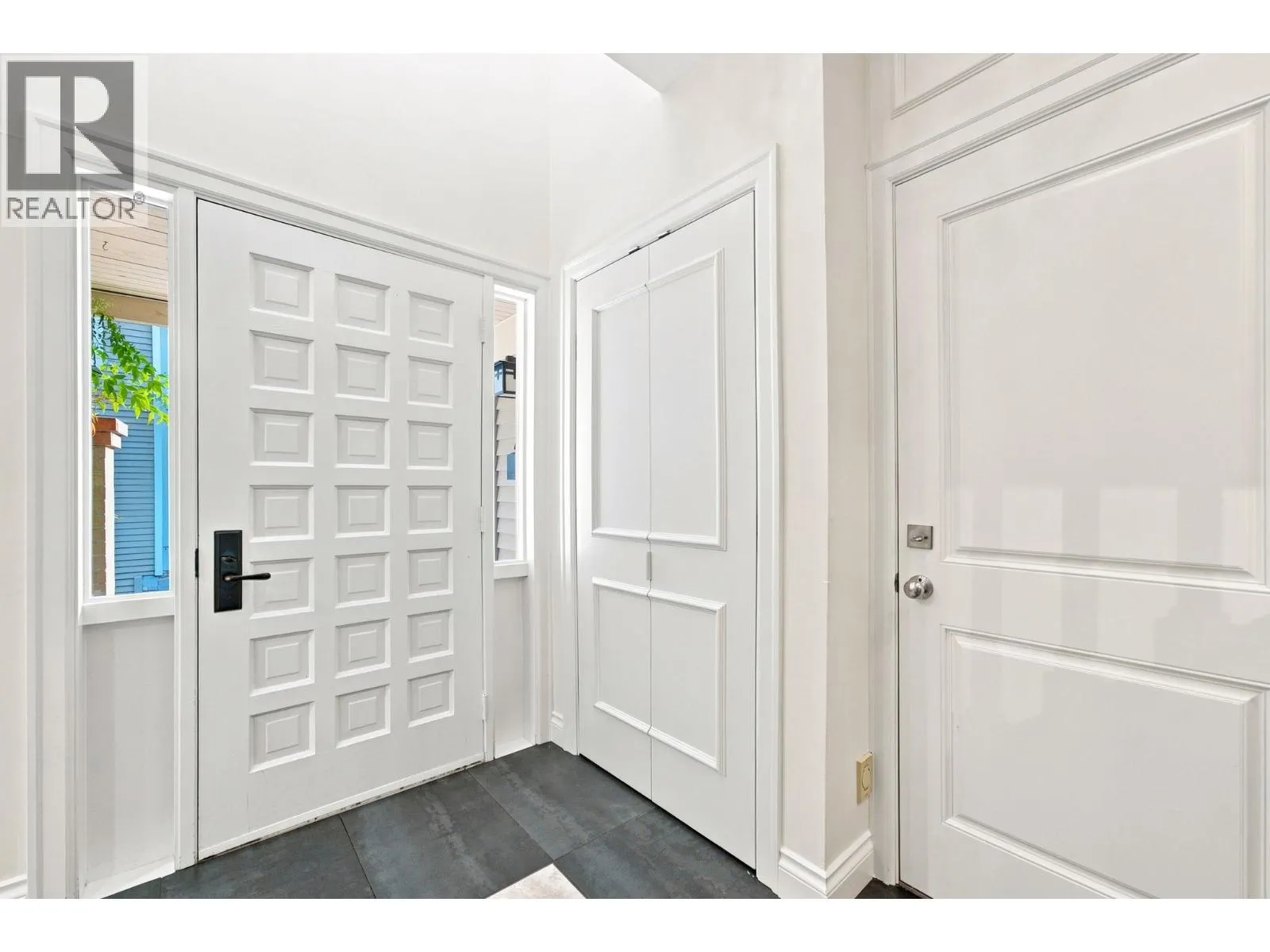 4245 NAUTILUS CLOSE