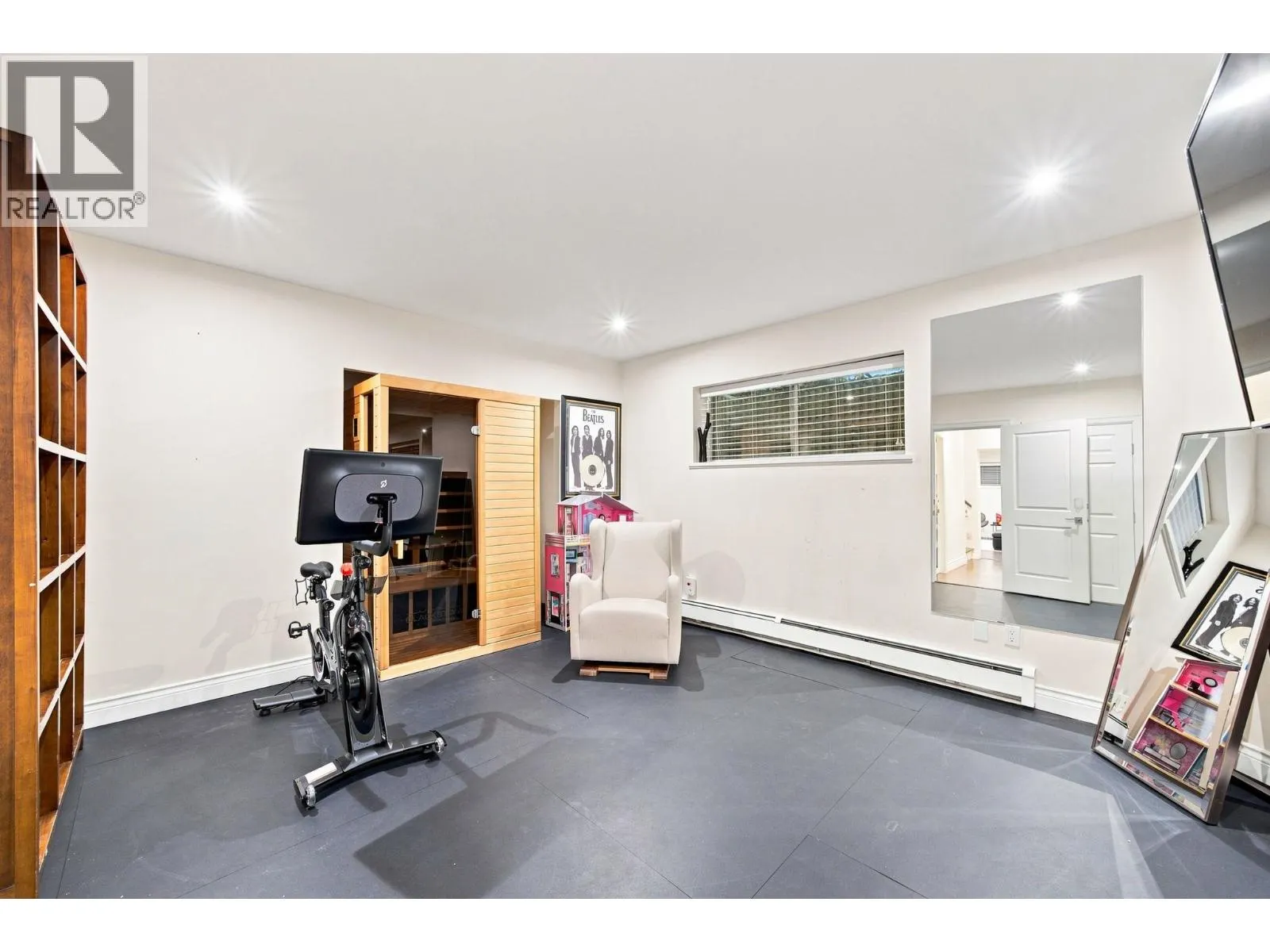 4245 NAUTILUS CLOSE