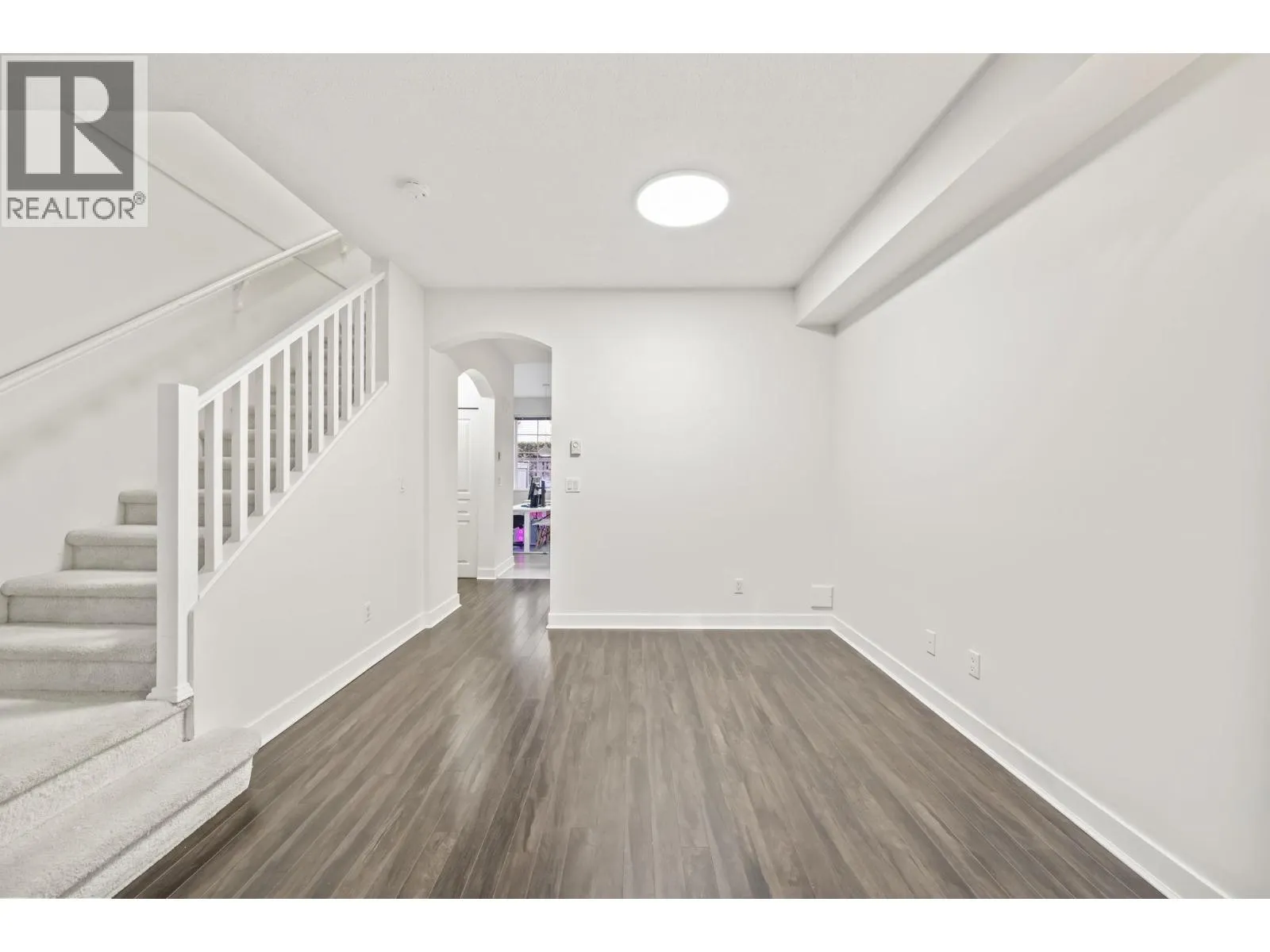 30 8533 CUMBERLAND PLACE