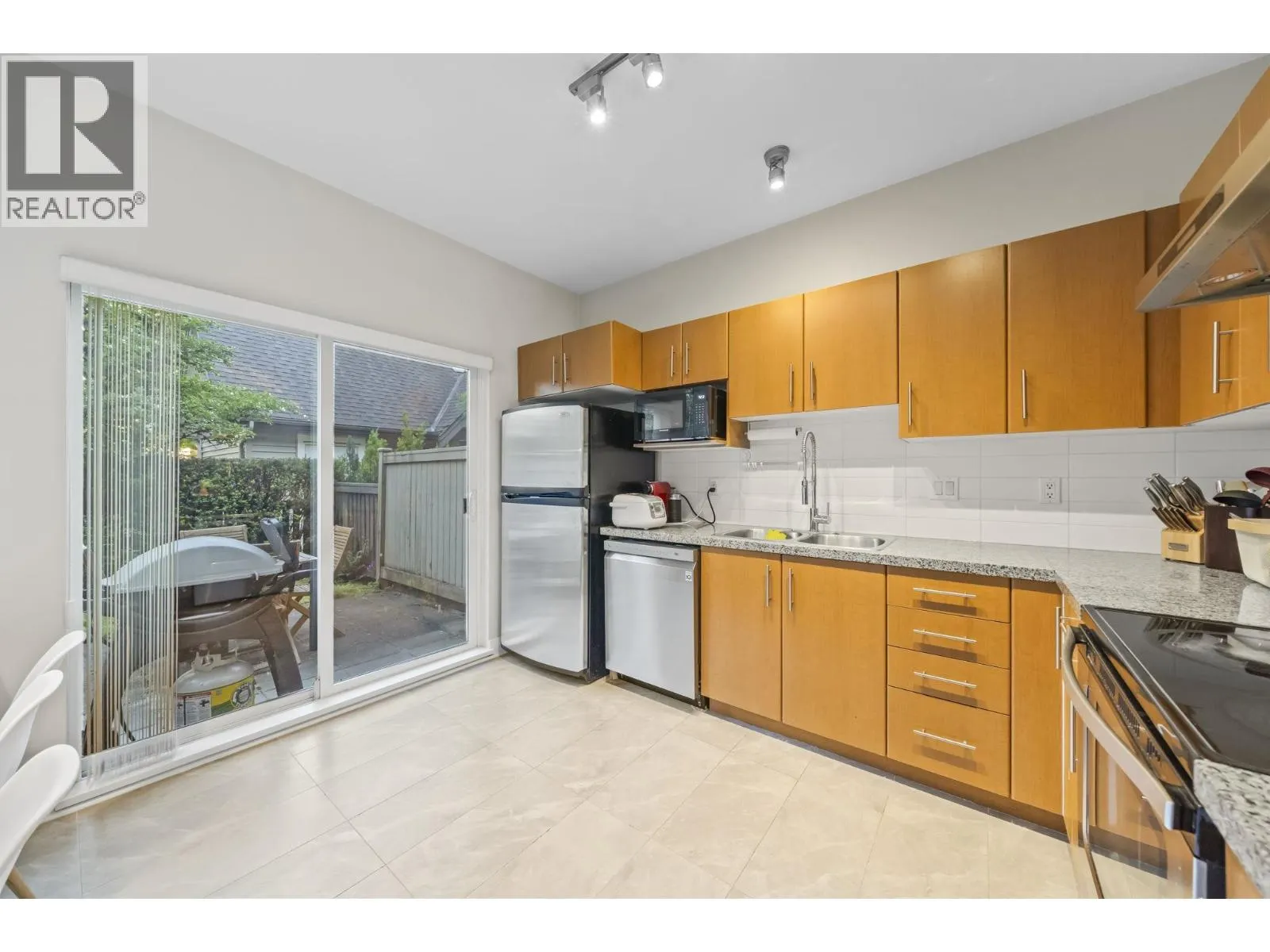 30 8533 CUMBERLAND PLACE