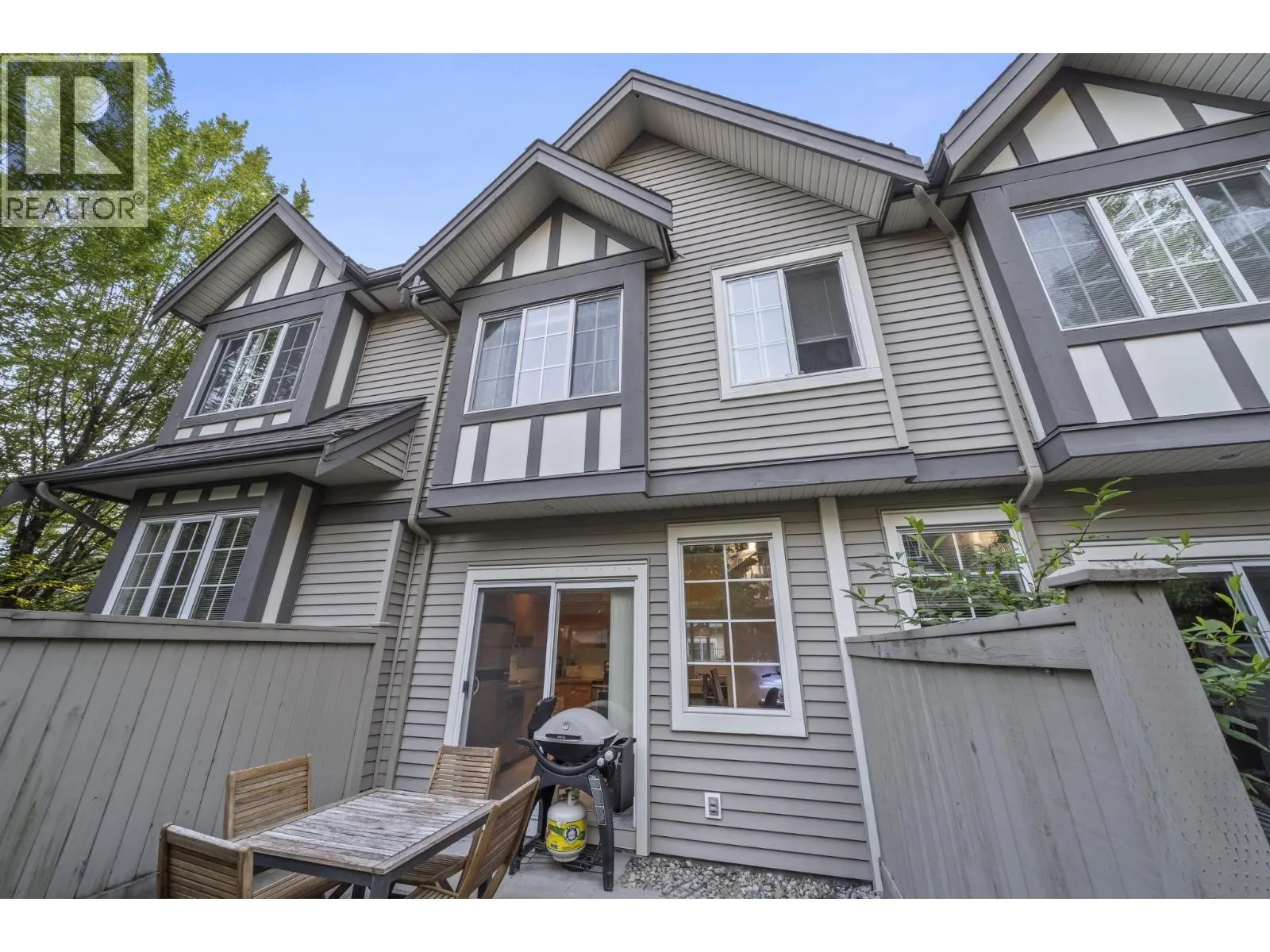 30 8533 CUMBERLAND PLACE