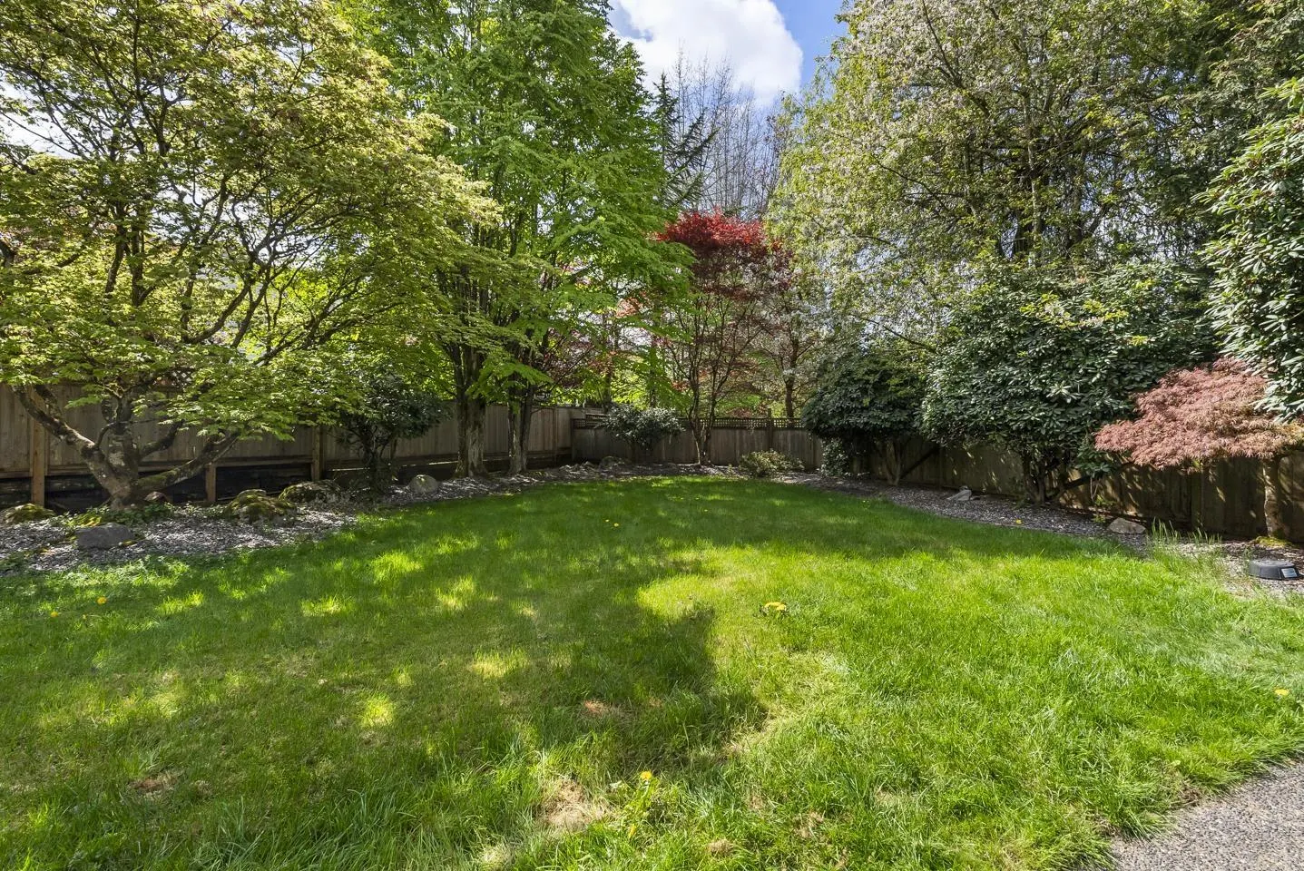 21549 85B COURT