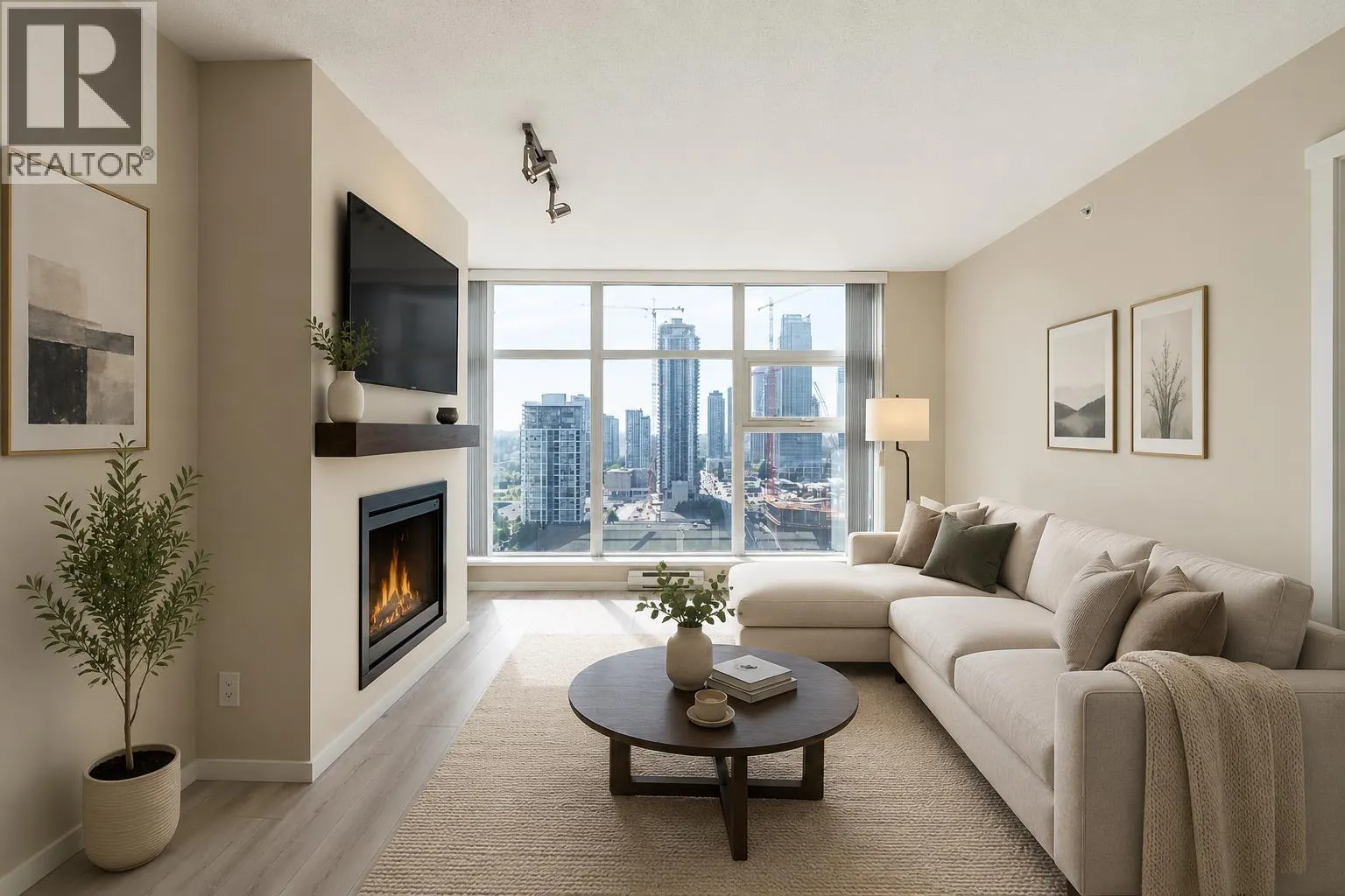 2708 2289 YUKON CRESCENT