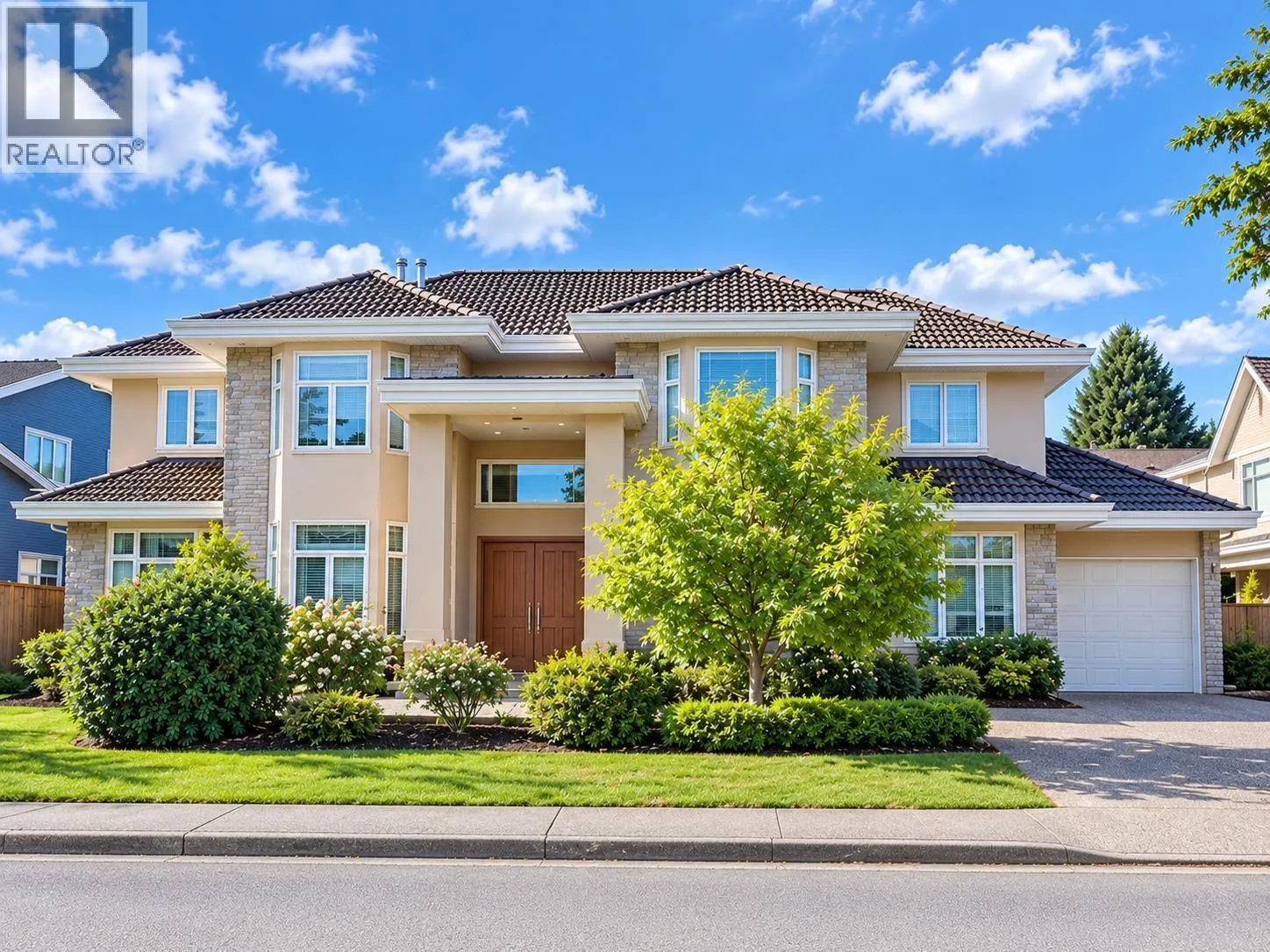 7940 SUNNYMEDE CRESCENT