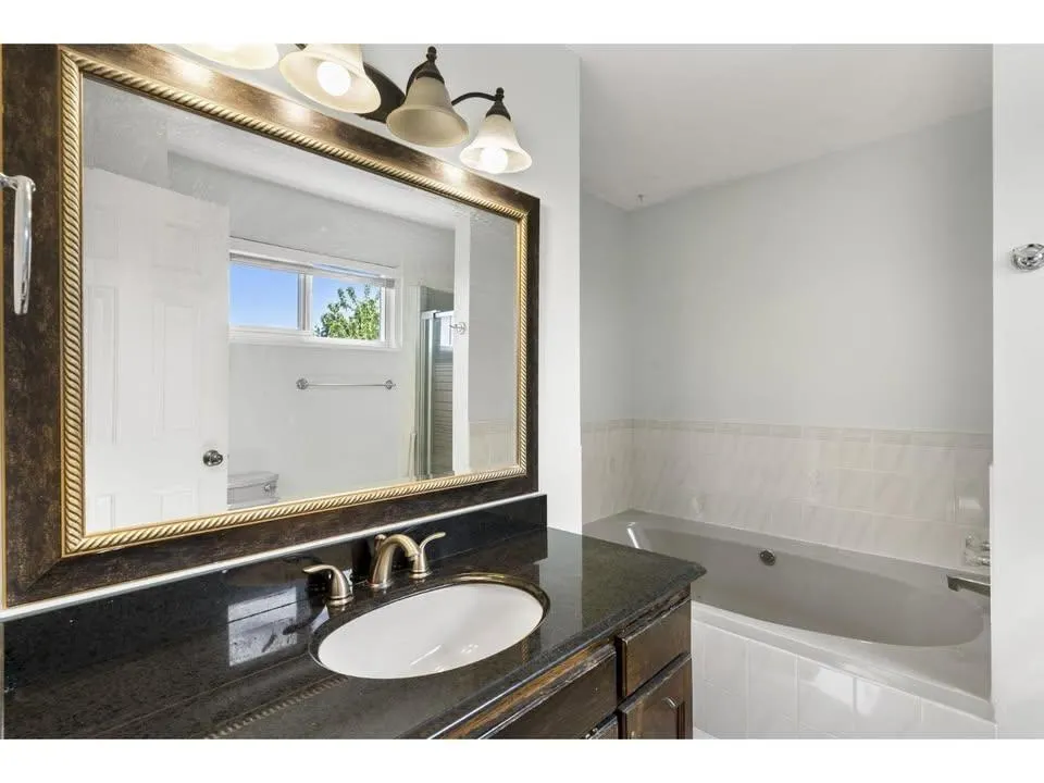 Upper-33480 BLUEBERRY DRIVE