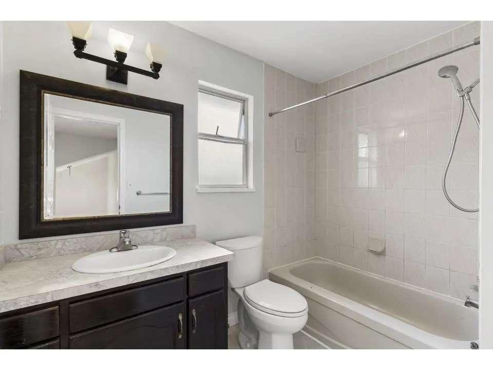 Upper-33480 BLUEBERRY DRIVE
