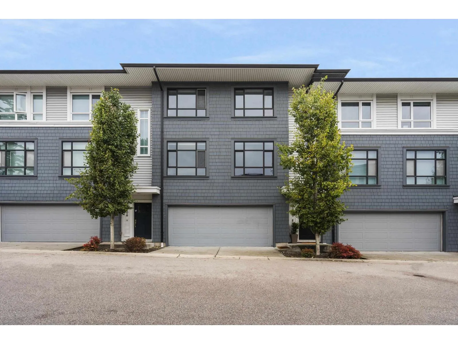 1305 16433 WATSON DRIVE