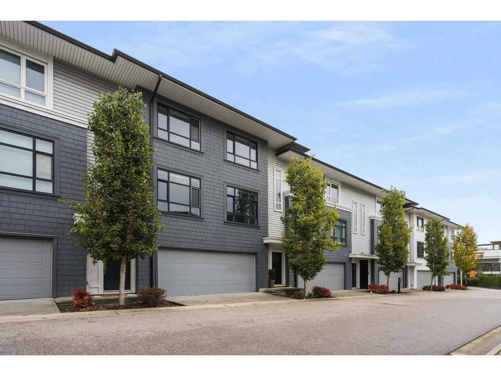 1305 16433 WATSON DRIVE