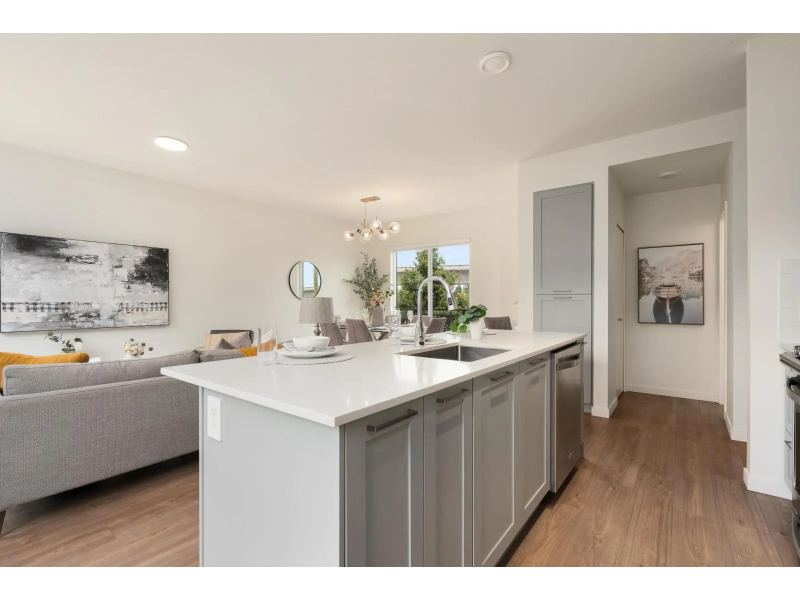 1305 16433 WATSON DRIVE