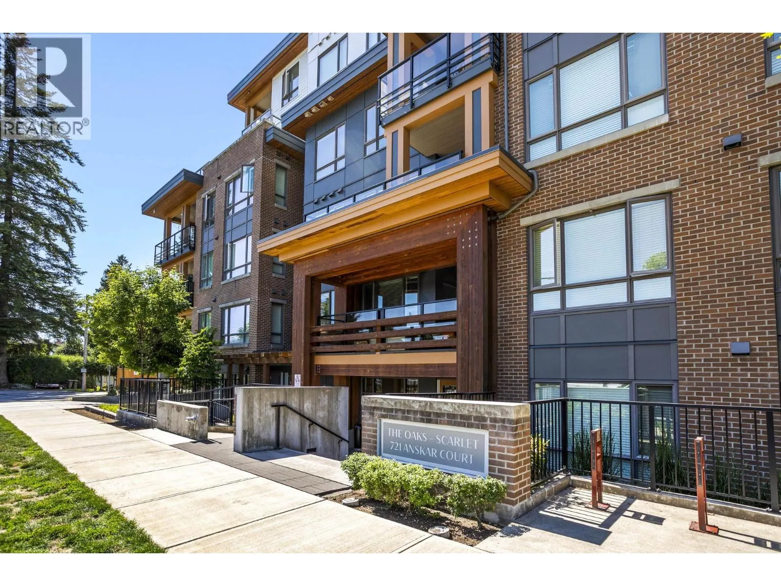 613 721 ANSKAR COURT