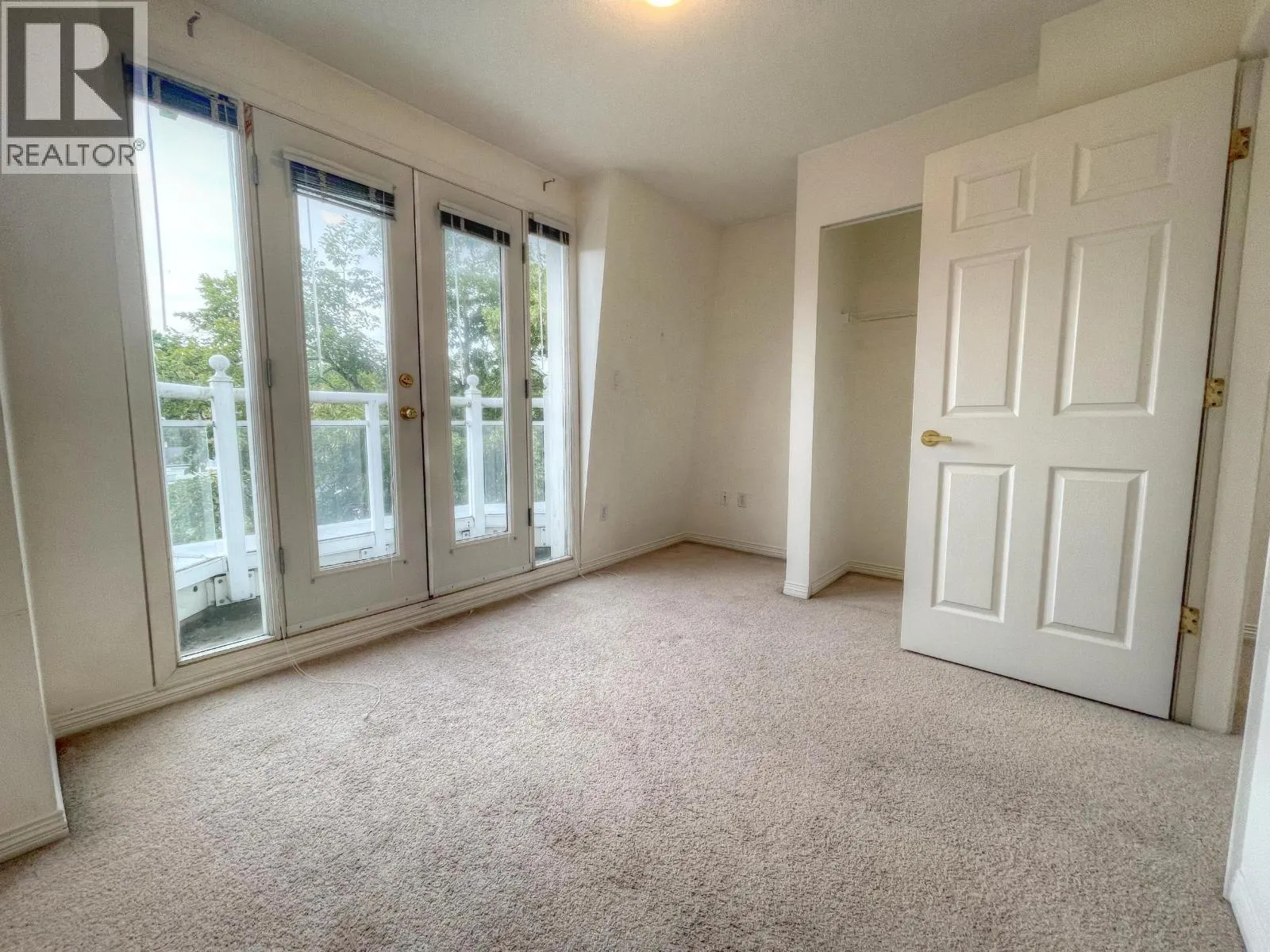 306 2545 W BROADWAY