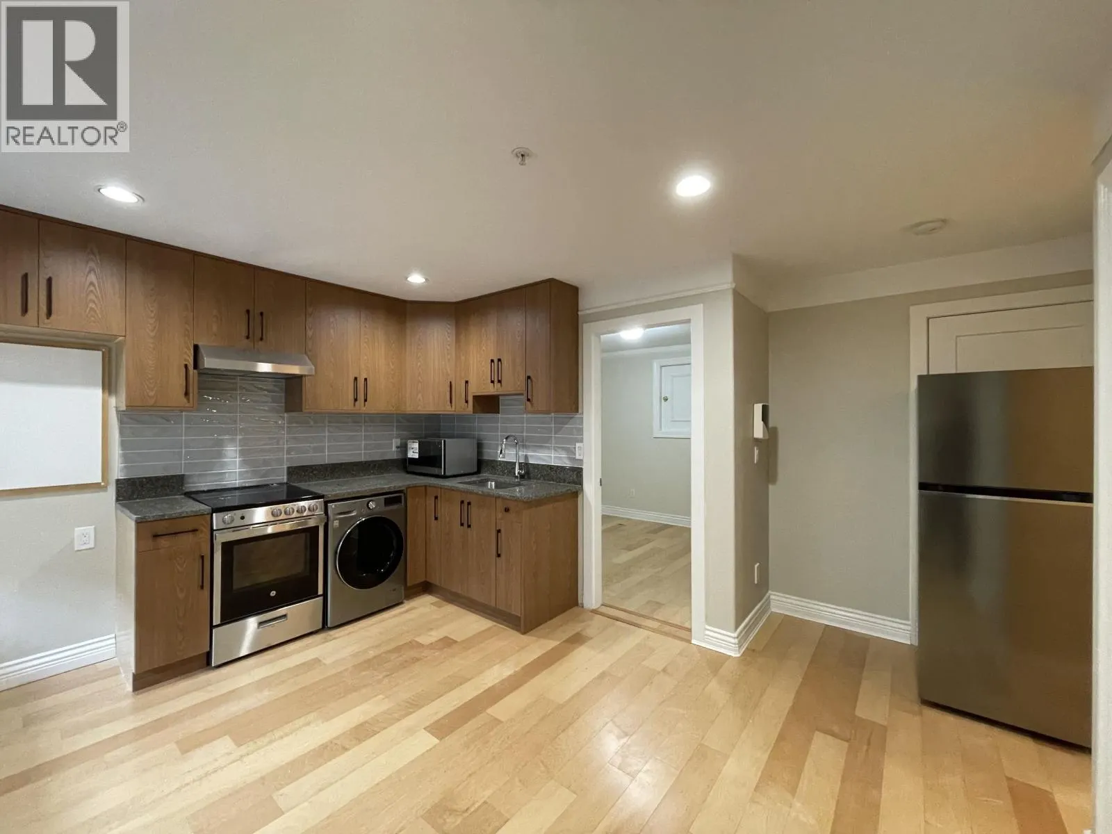 BASEMENT 8558 ADERA STREET