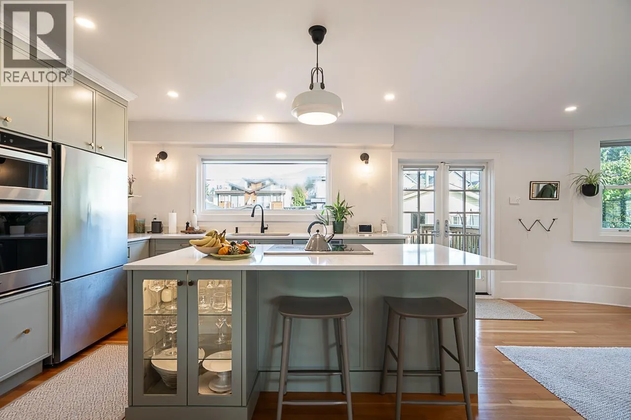416 W 6TH STREET