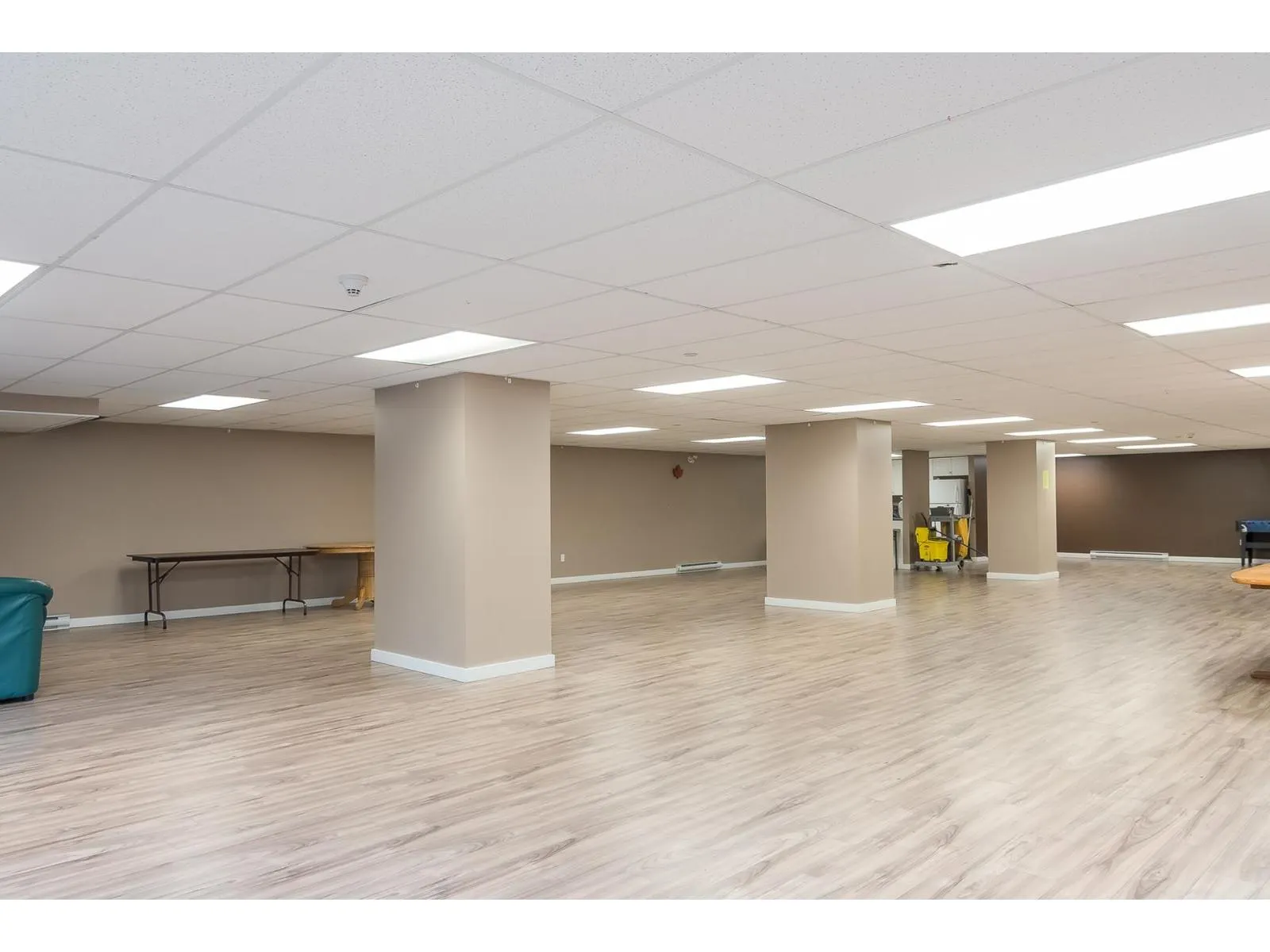 209 13277 108 AVENUE