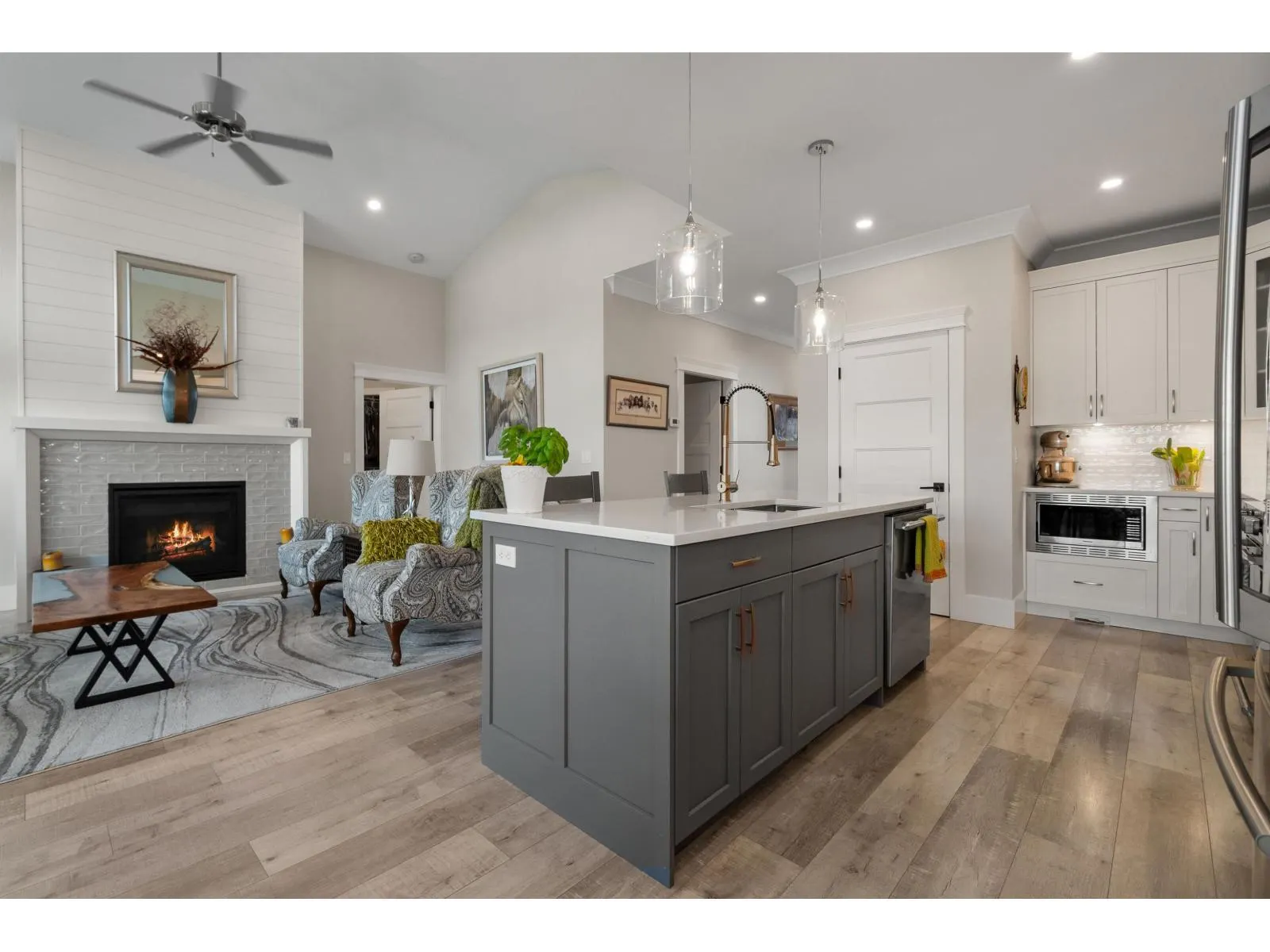 141 46213 HAKWELES ROAD|Sardis East Vedder