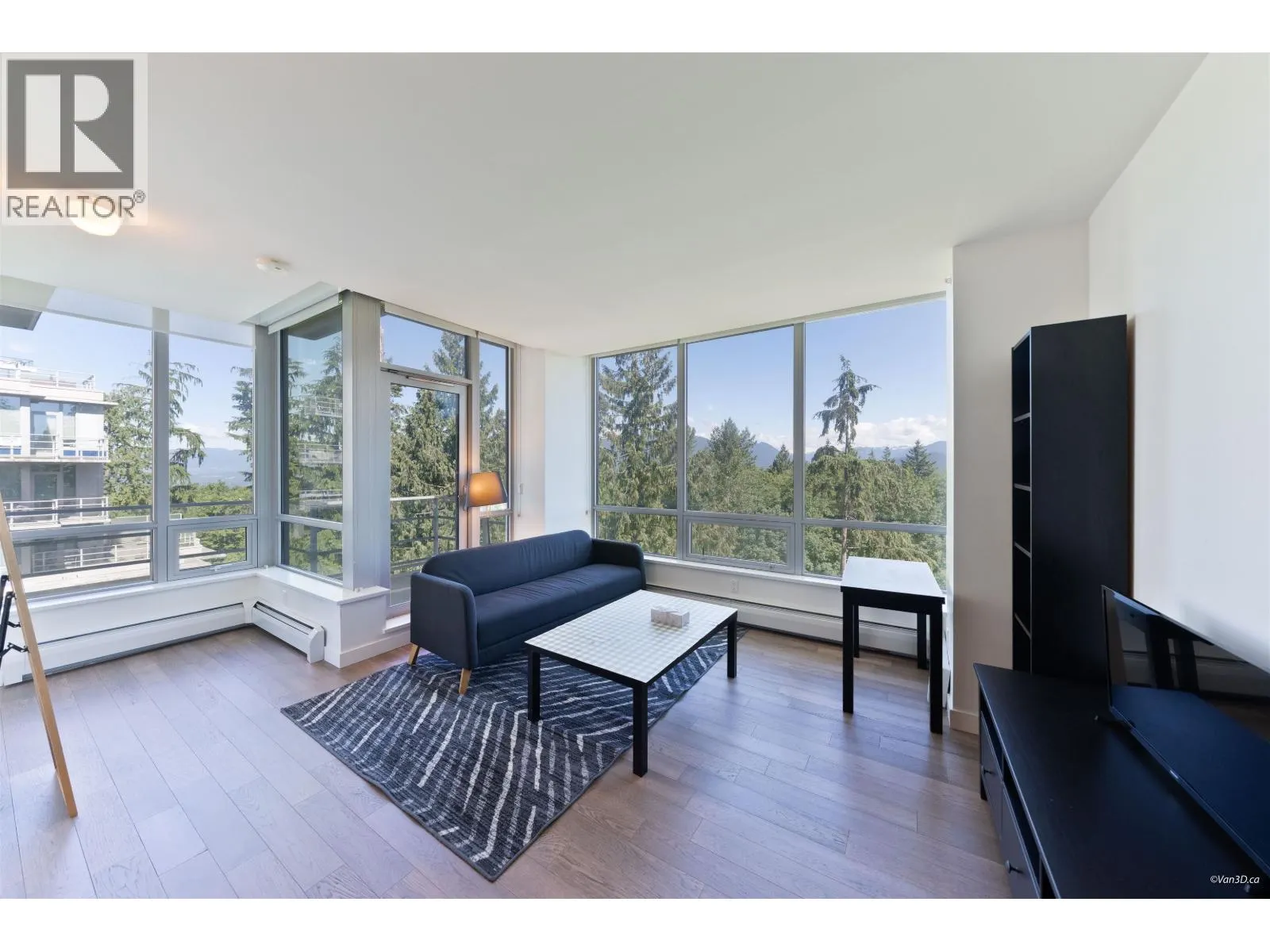 503 9080 UNIVERSITY CRESCENT