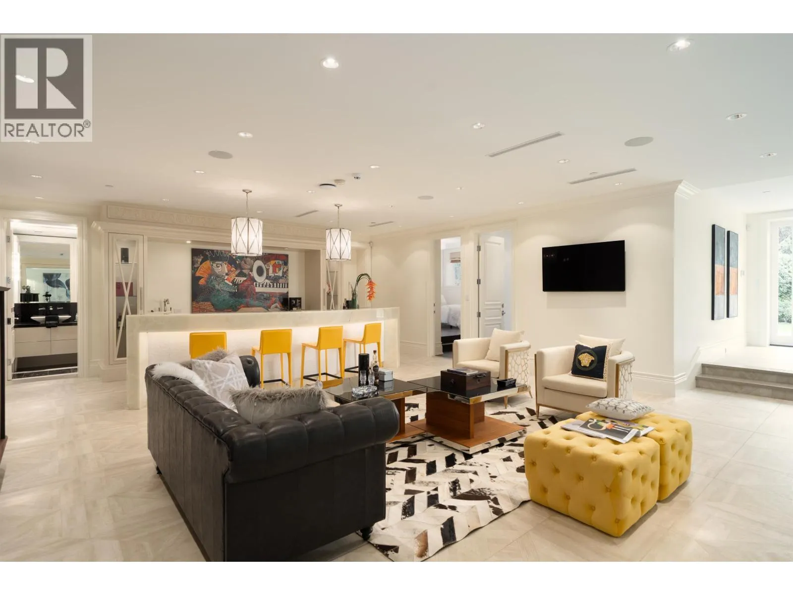 5795 NEWTON WYND