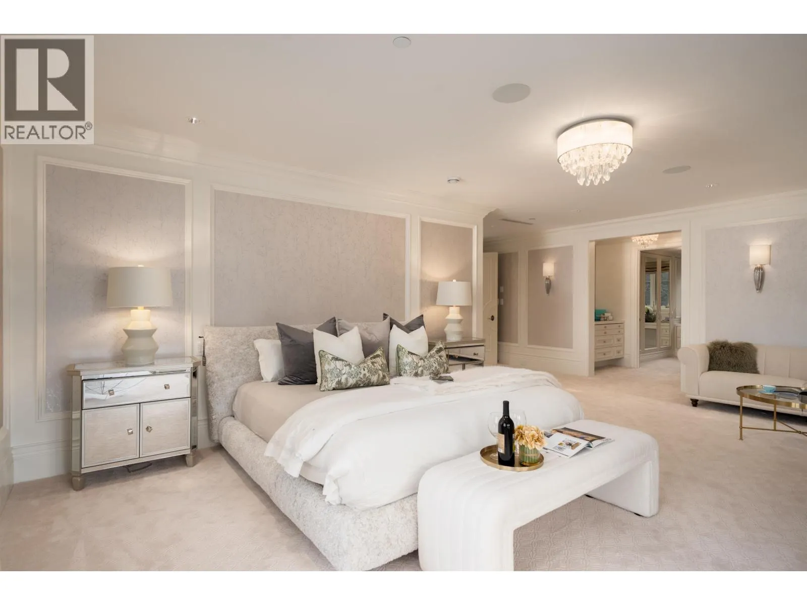 5795 NEWTON WYND