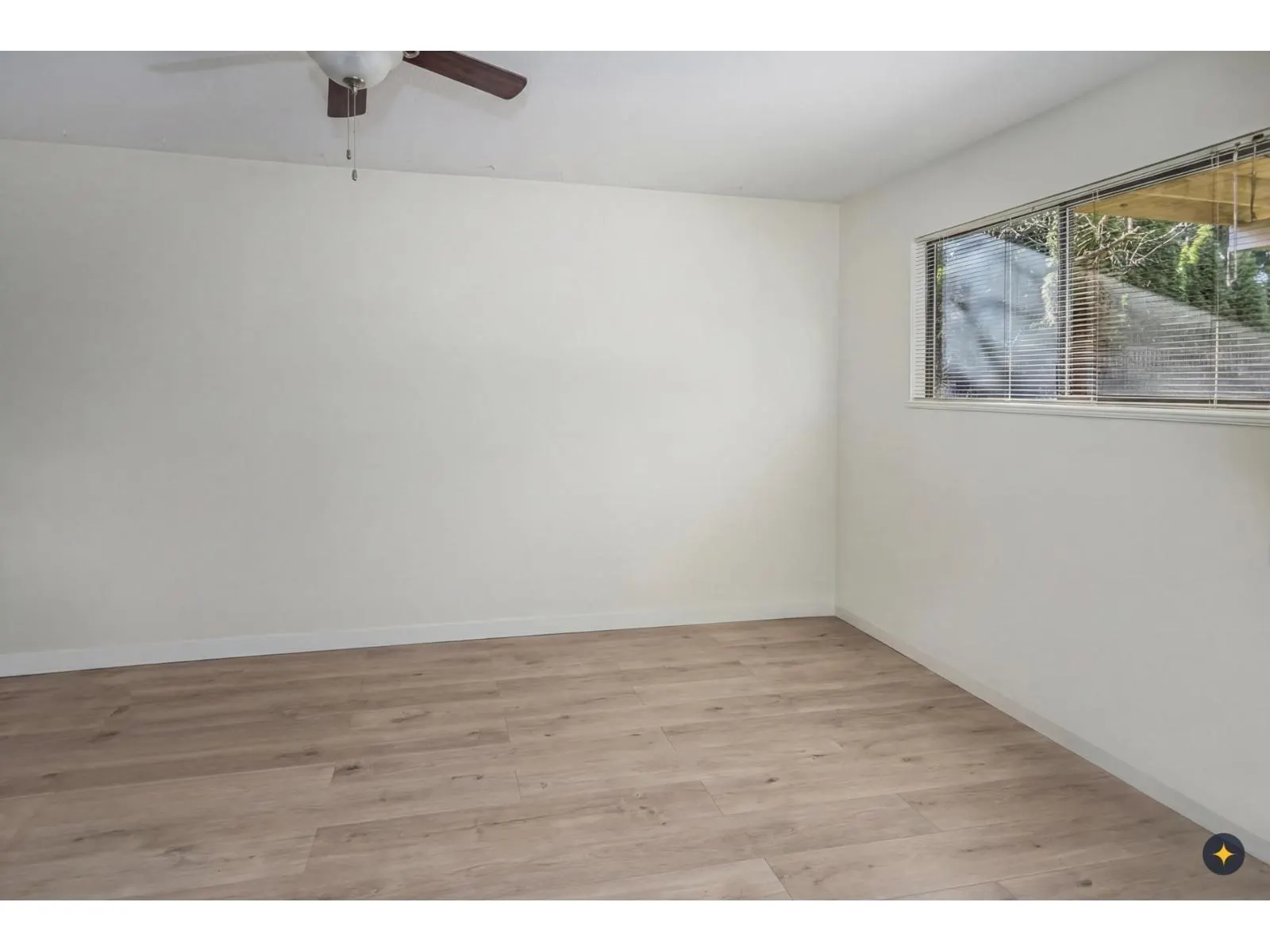 1981 158A STREET