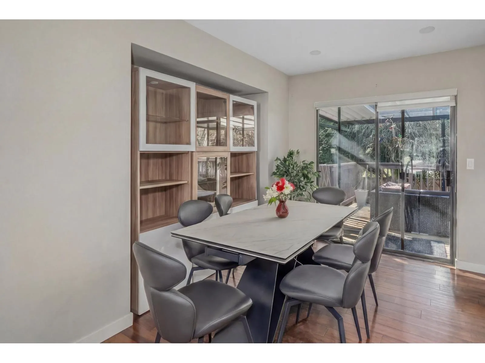 1981 158A STREET